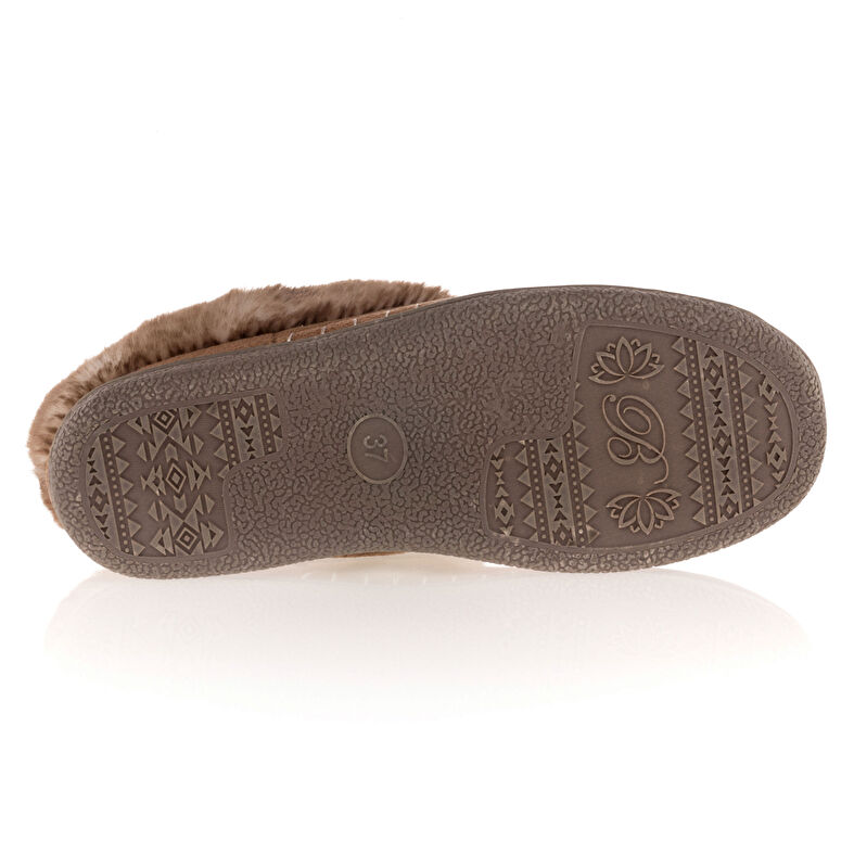 Braune Damenpantoffeln