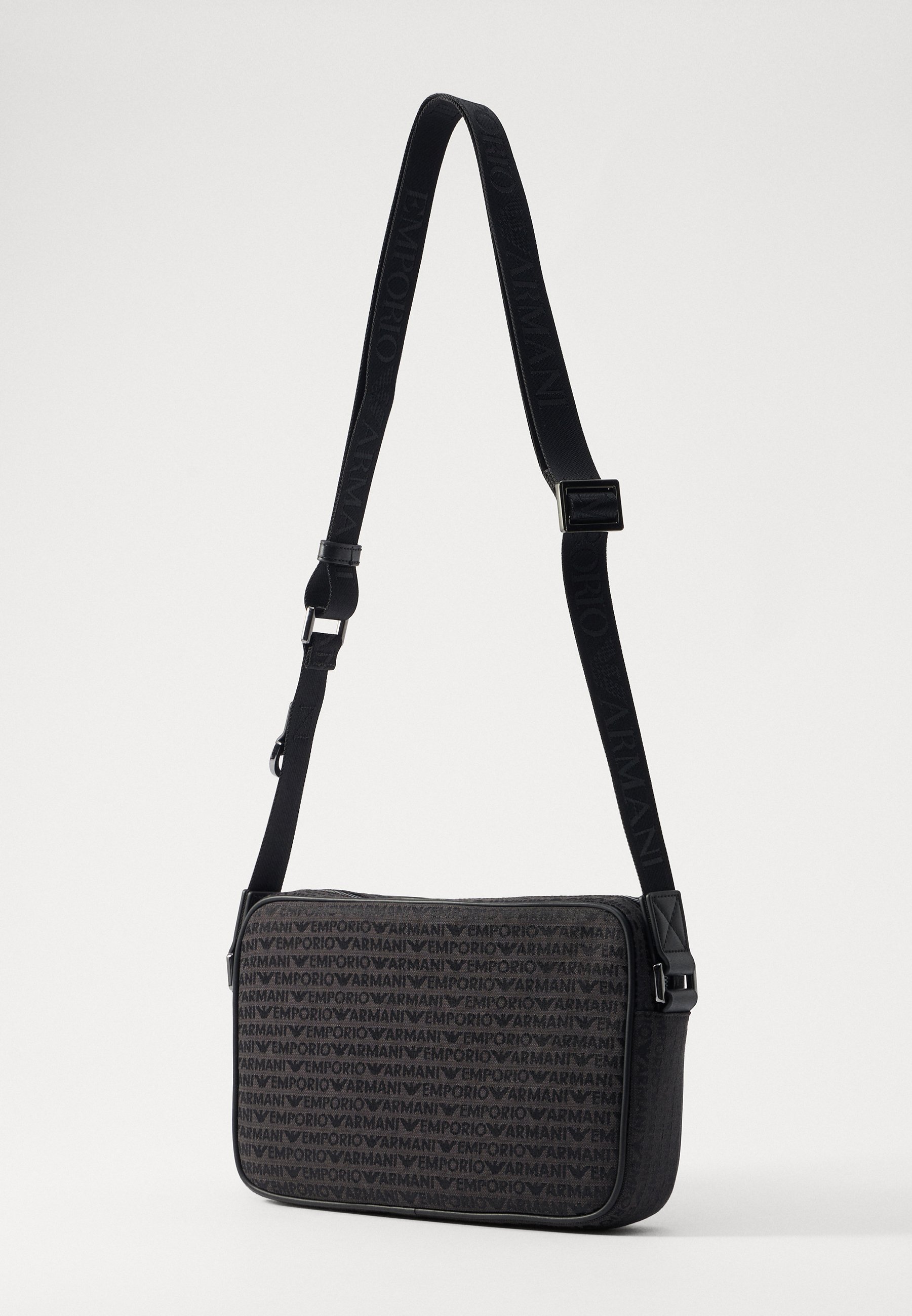 Emporio Armani UNISEX - Kabelka cez telo - bristol black