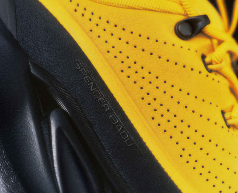 HOKA Elevon X Spencer Badu Zest/Negro