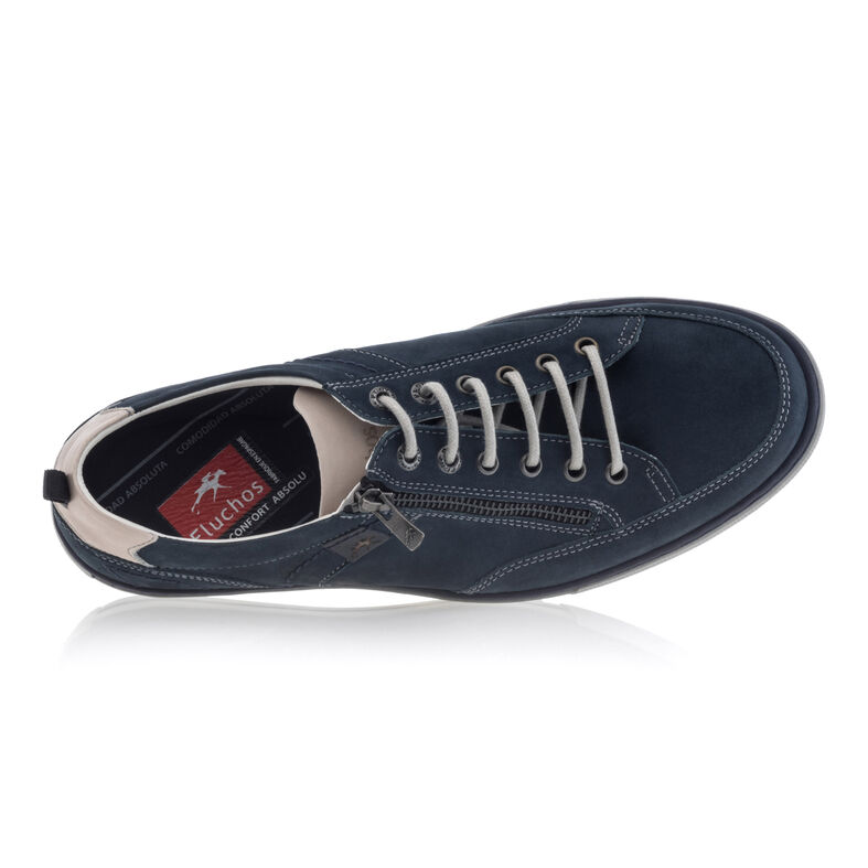 Корпе / патике Homme Bleu