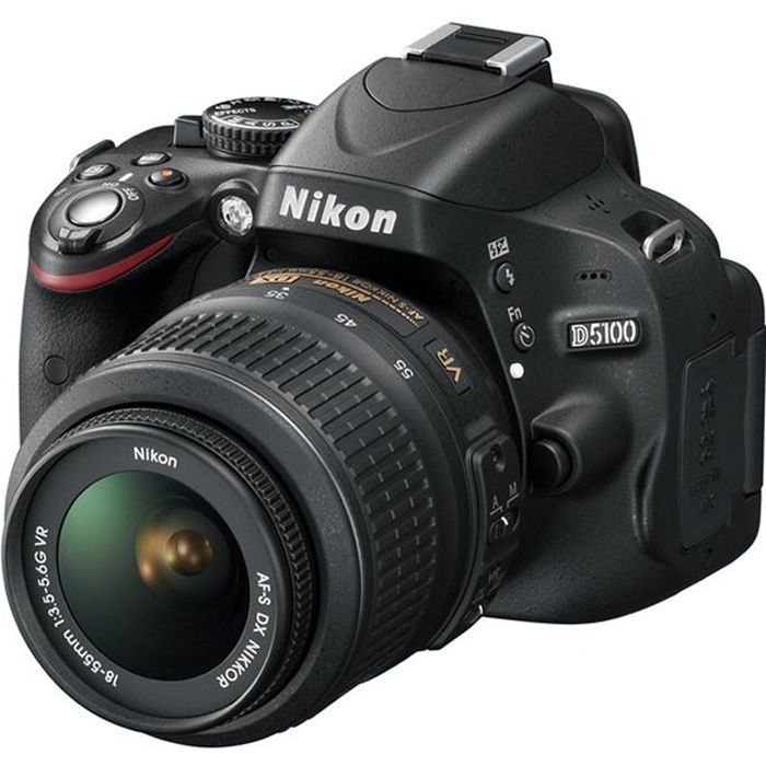 Nikon D5100 DSLR + 18-55mm objektiv