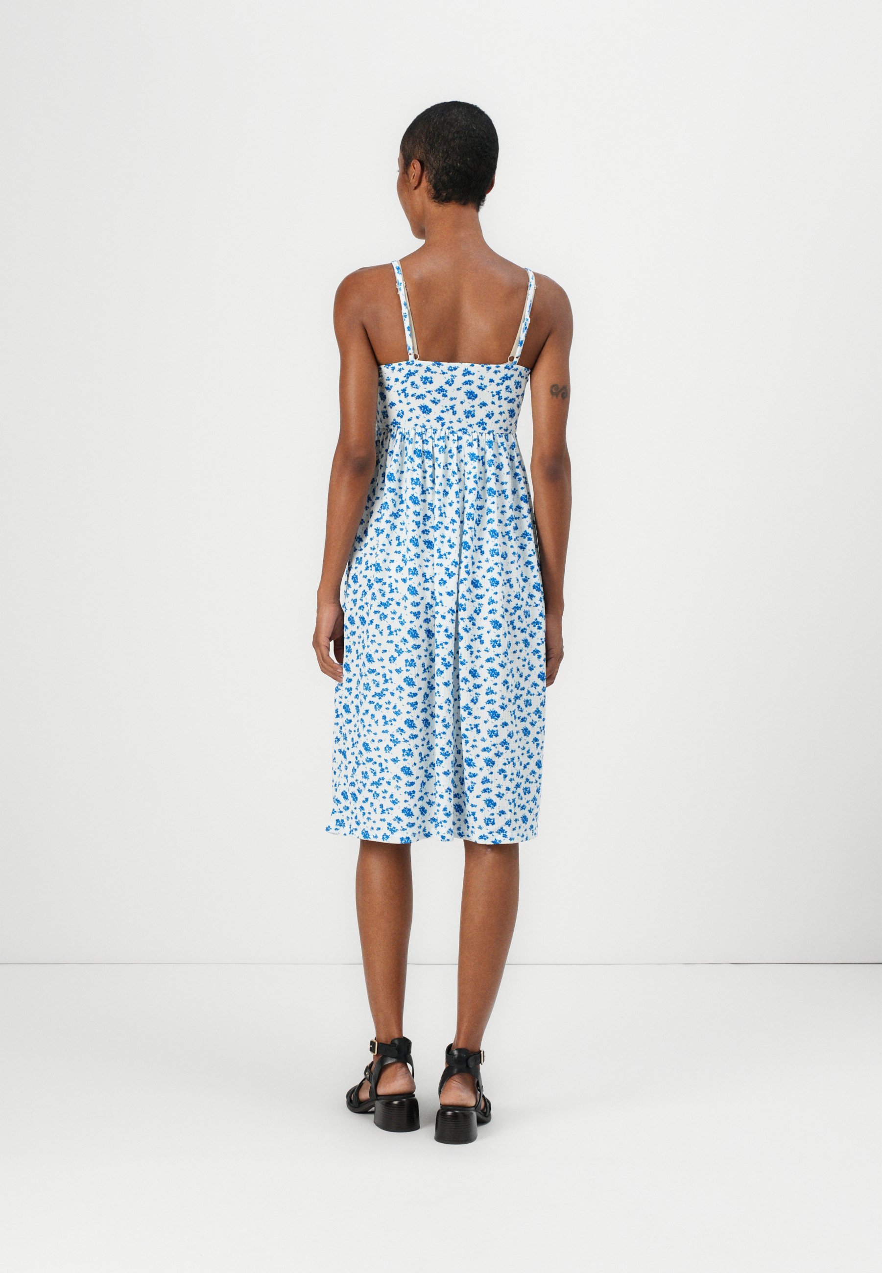 NUR FÜR UTERZÜCHTER OLMKALAMA TRÄGERKLEID - Tageskleid - weiß