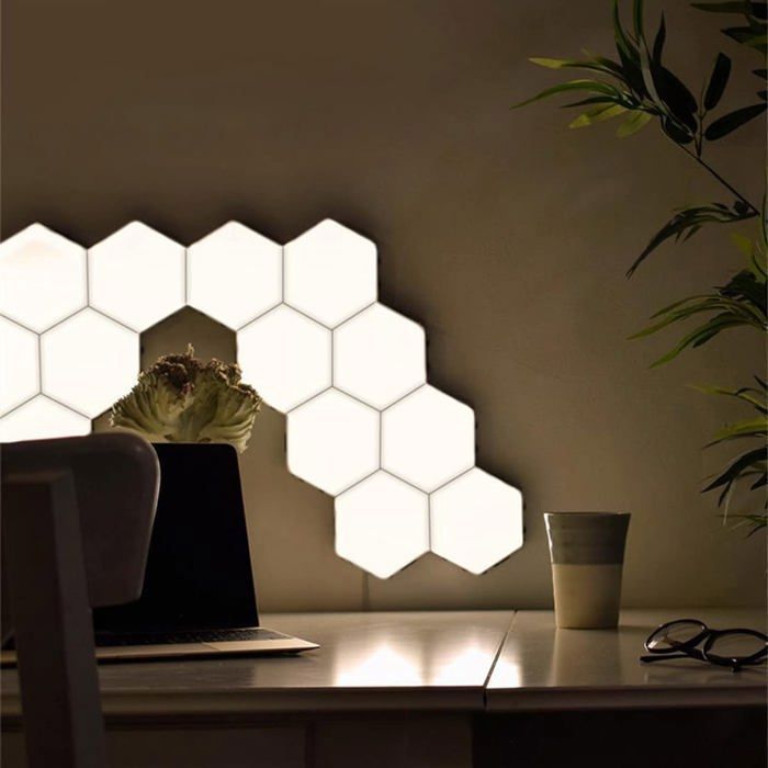 Minimalistische zeshoekige wandlamp met touchfunctie - Voordeelverpakking van 20 stuks - 3 witte standen en dimbaar van 10% tot 100%