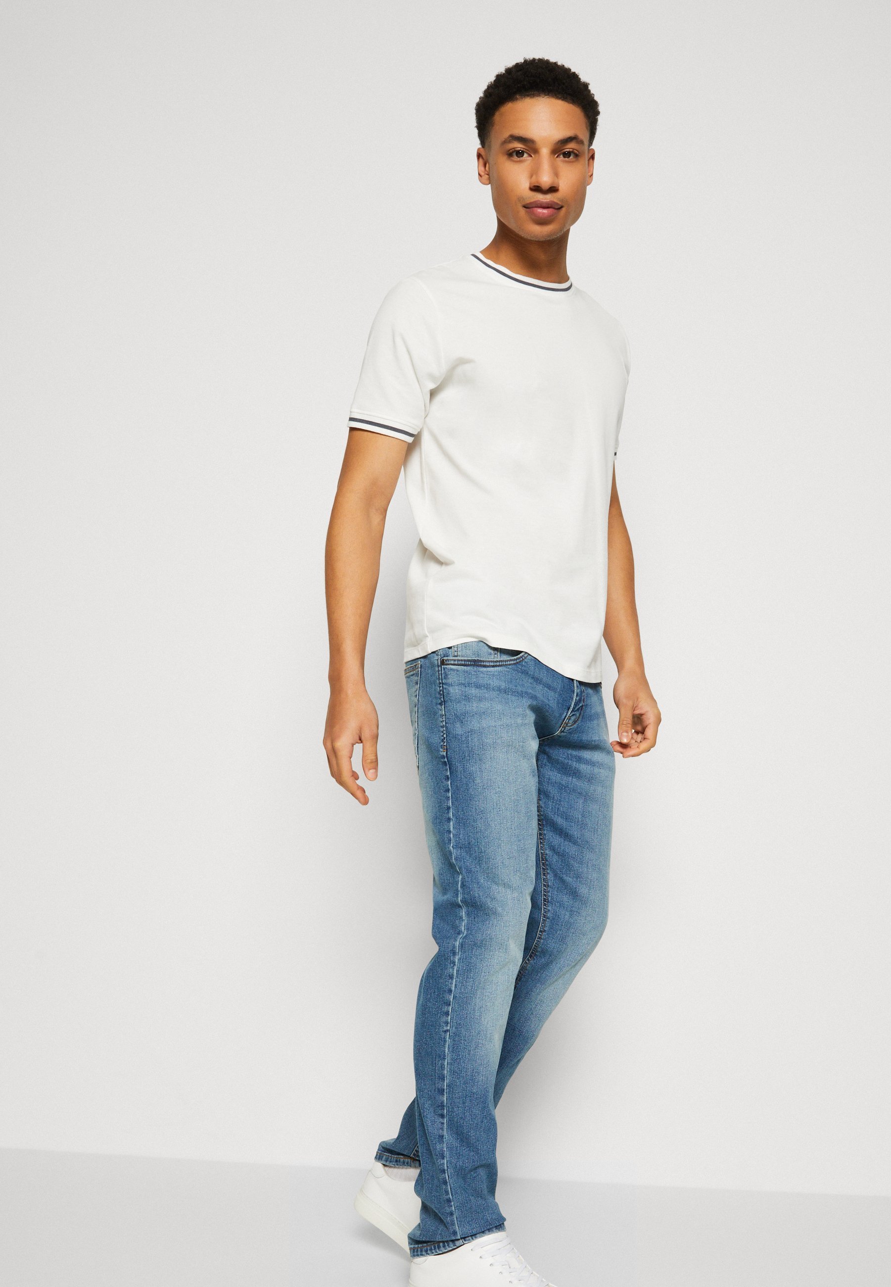 INDICODE JEANS Slim fit farmernadrág - kék