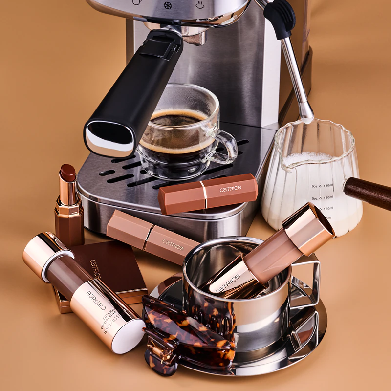 Kontúrovacia ceruzka Catrice Espresso Yourself s matným povrchom