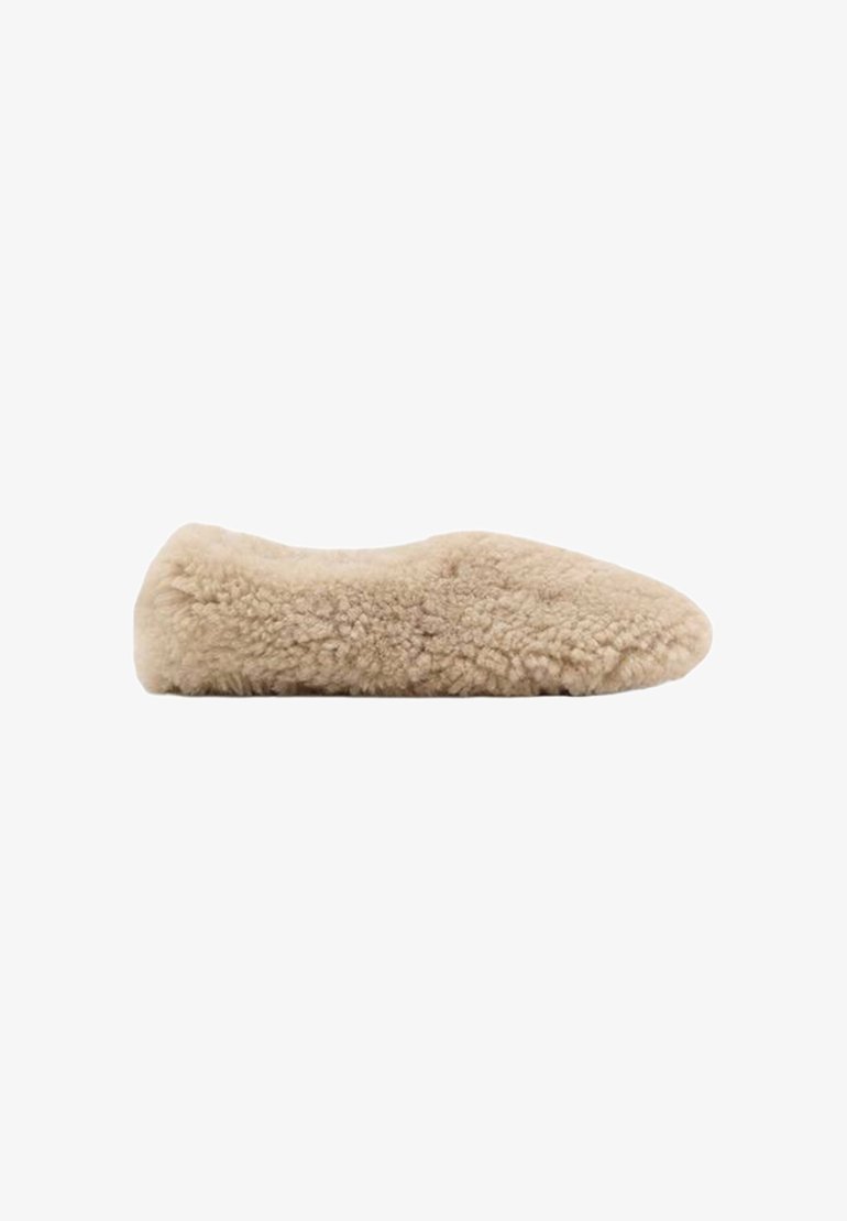 Mango slippers - lichtbruin