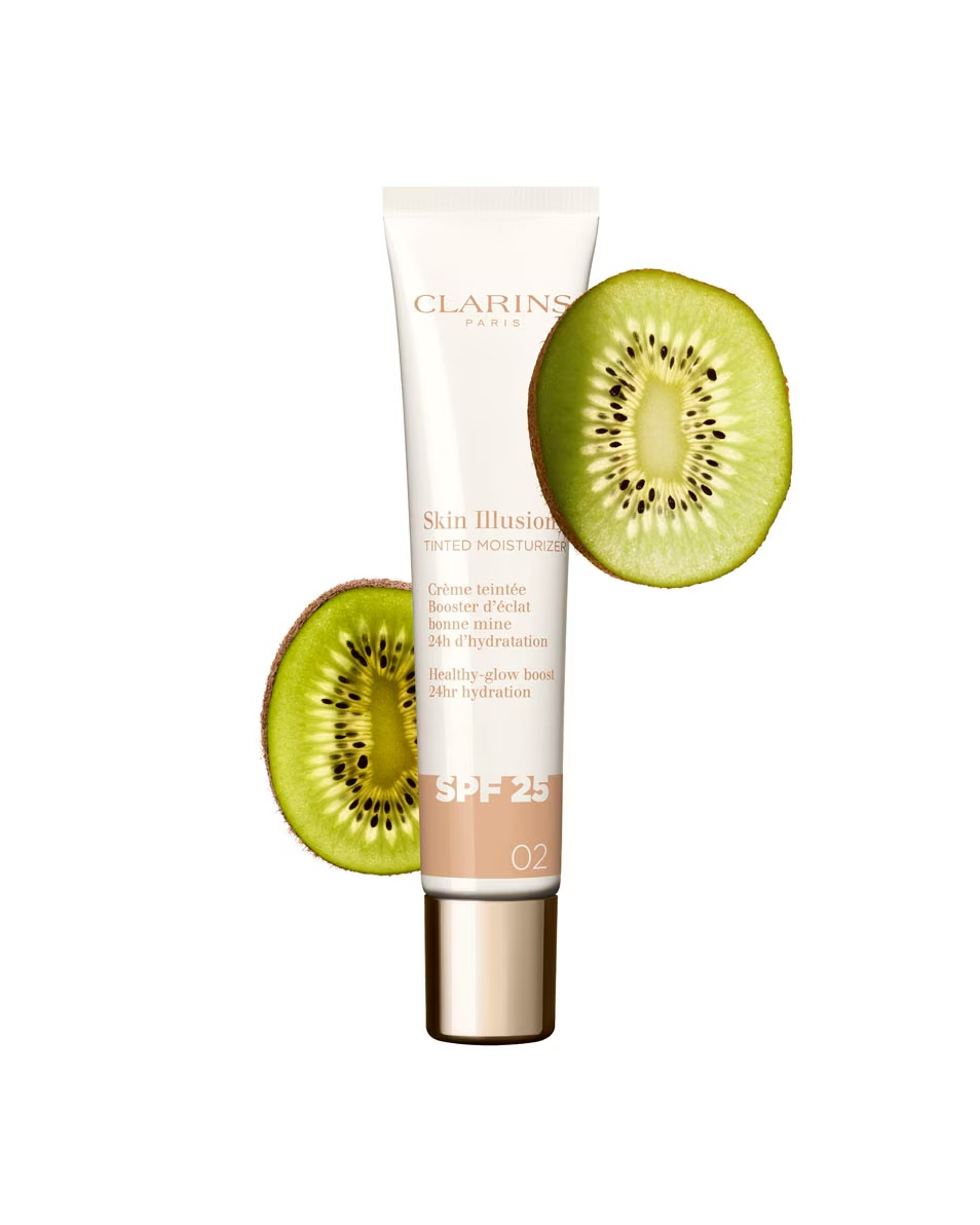 CLARINS Skin Illusion Ενυδατική κρέμα με χρώμα SPF 25