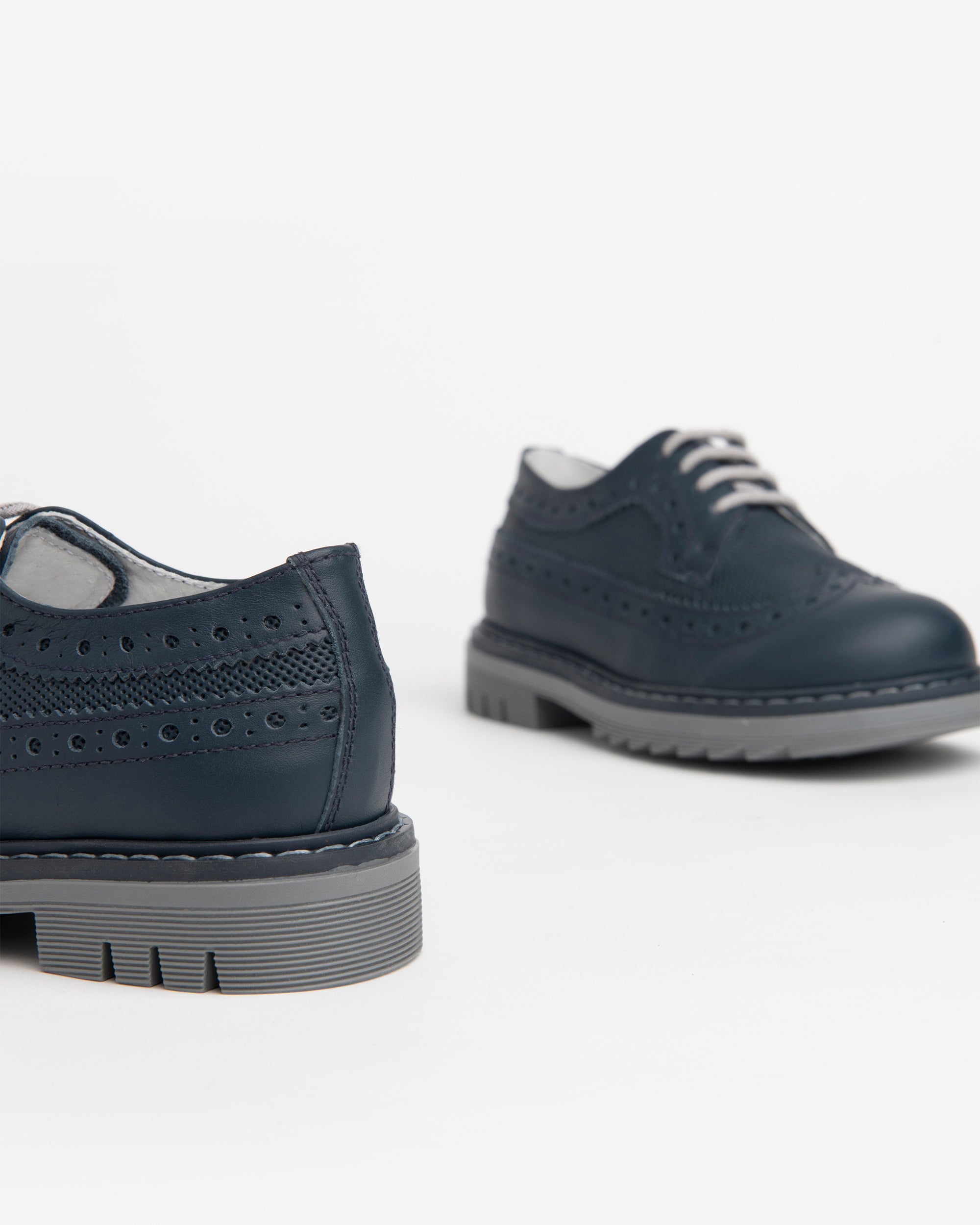  Junior-Lederschnürschuhe für Kinder