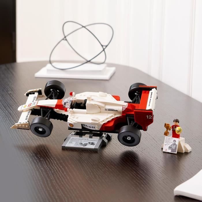 LEGO Icons 10330 McLaren MP4/4 og Ayrton Senna, modellbilsett for voksne