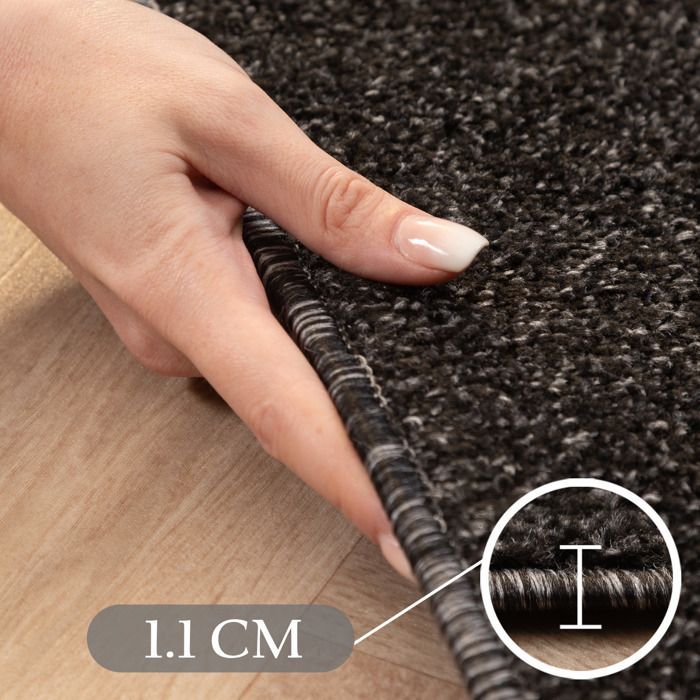 Alfombra moderna para salón - Onírica - Antracita - 140 x 200 cm - 100 % polipropileno - CARPETTEX