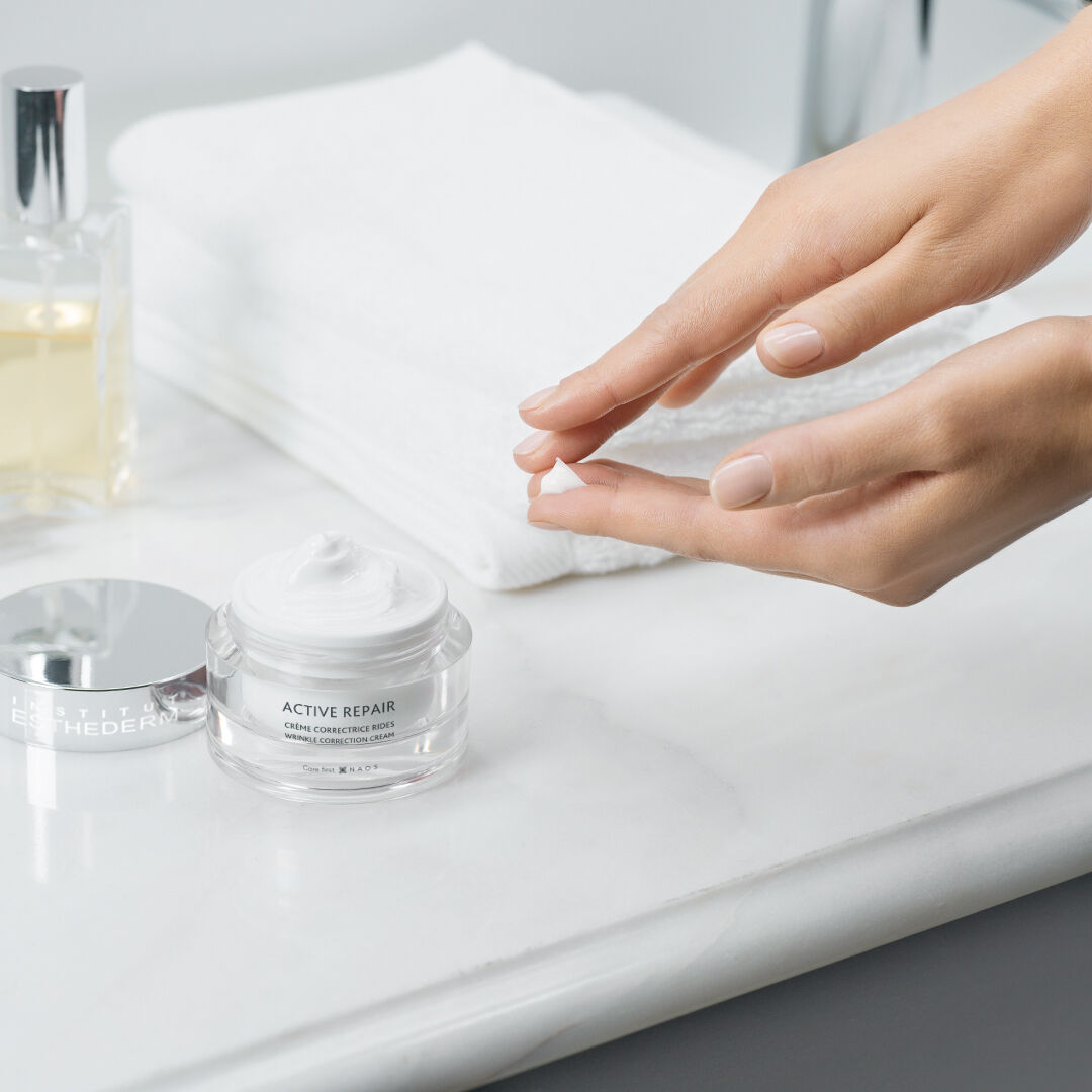 Institut Esthederm Active Repair