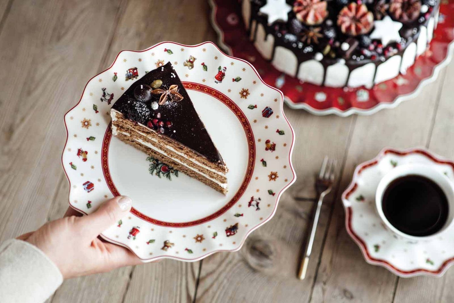 Villeroy & Boch 12 daļu trauku komplekts “Rotaļlietu prieks” – 1 daļa