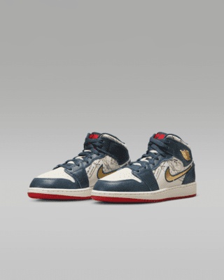 Air Jordan 1 Mid SE Older Kids' Shoes