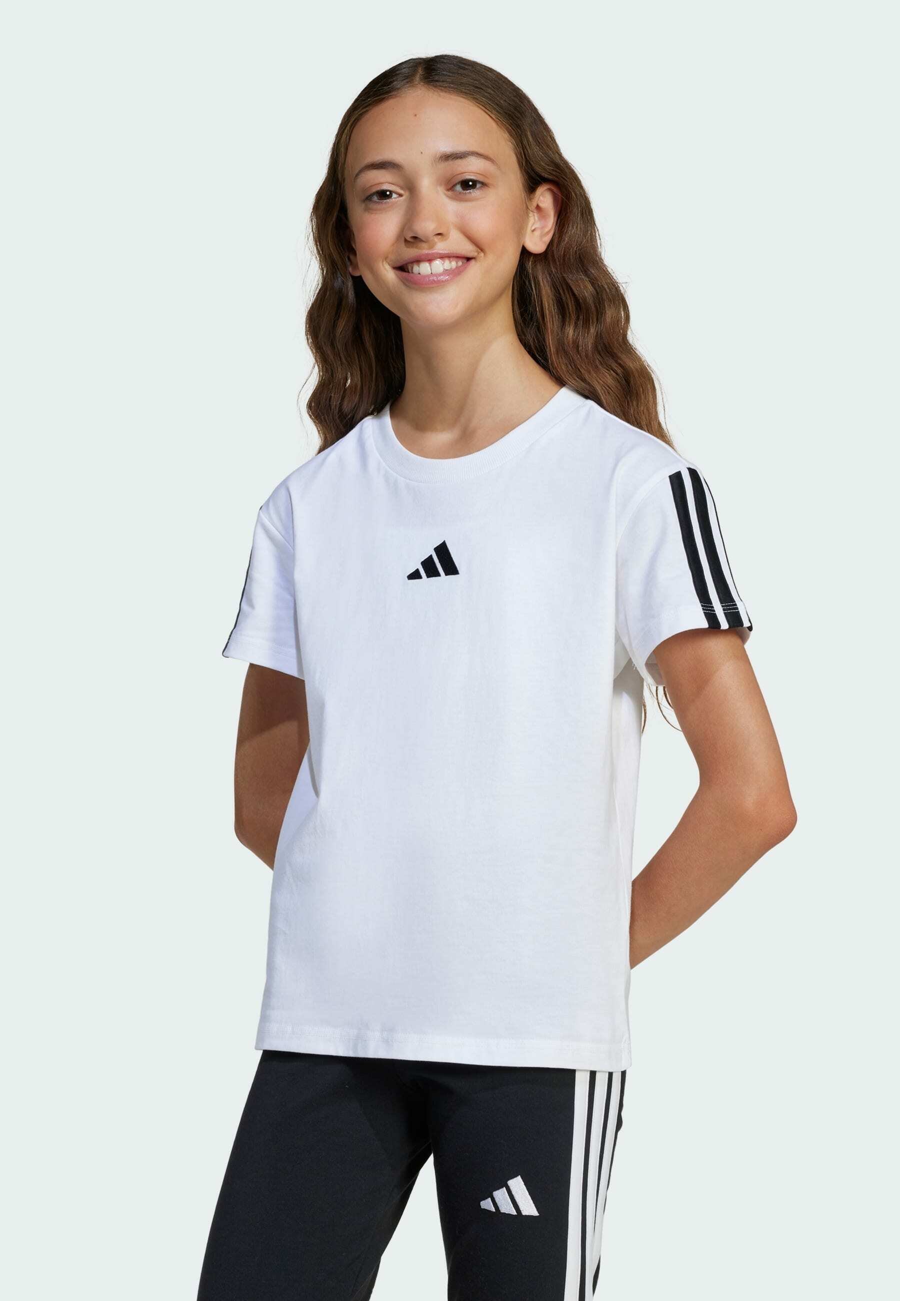 adidas Sportswear ESSENTIALS T-särk - Printitud T-särk - valge must