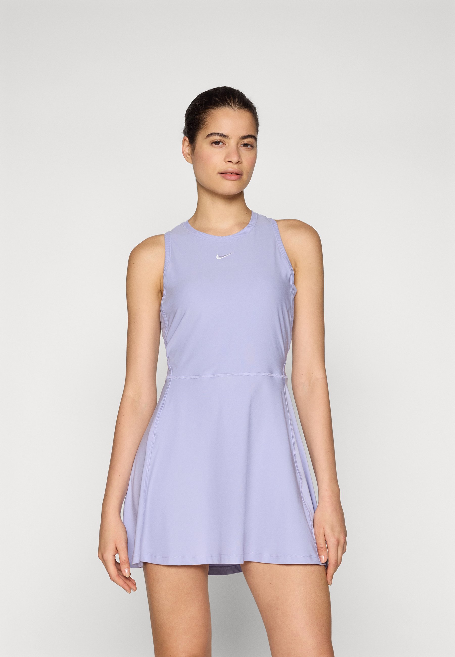 Abito Nike Performance VICTORY DRESS - Abito in jersey - lilla ghiaccio/bianco
