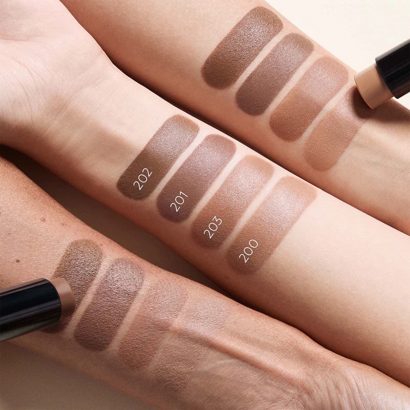 KIKO Milano Sculpting Touch оловка за контурирање са мат завршном обрадом