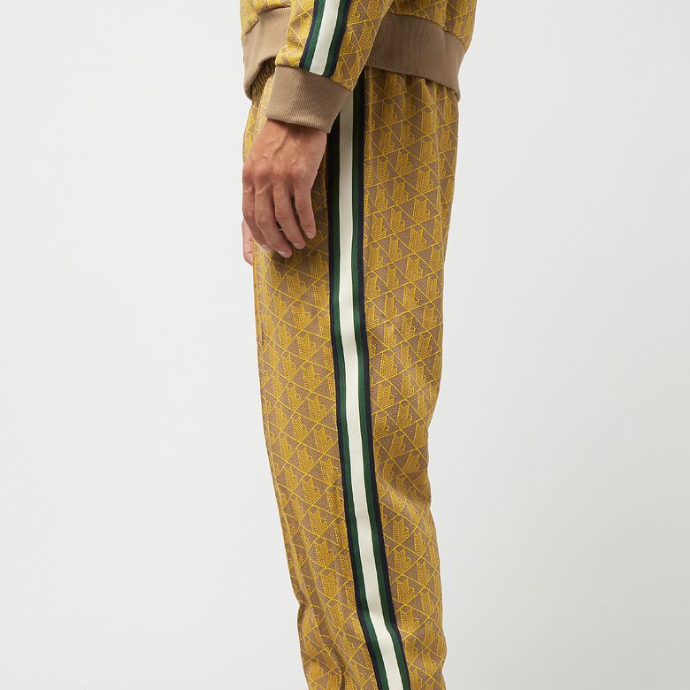 Trackpants