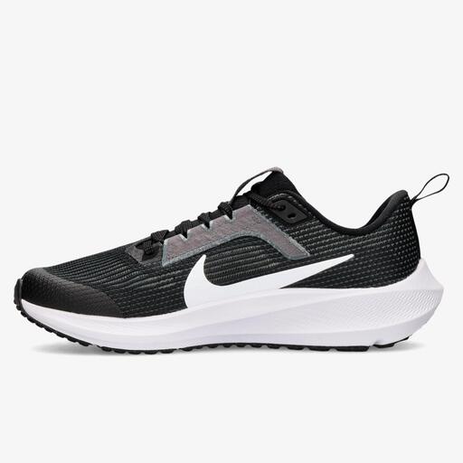  Nike Pegasus 40