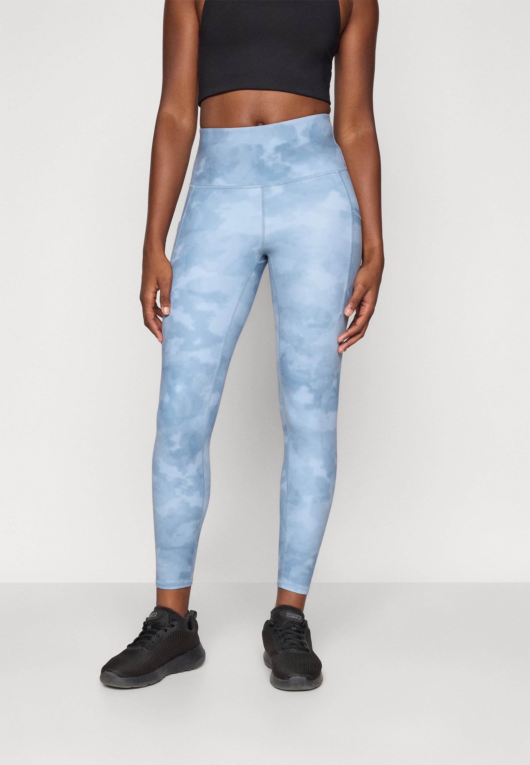 Champion HIGH RISE CAPRI LEGGINGS - Leggings - lichtblauw