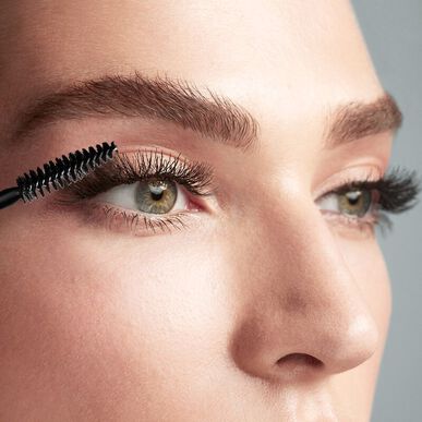 M2 Beauté Black Nano Mascara Nutrition Natural Growth Volume Densifying Řasenka 6 ml