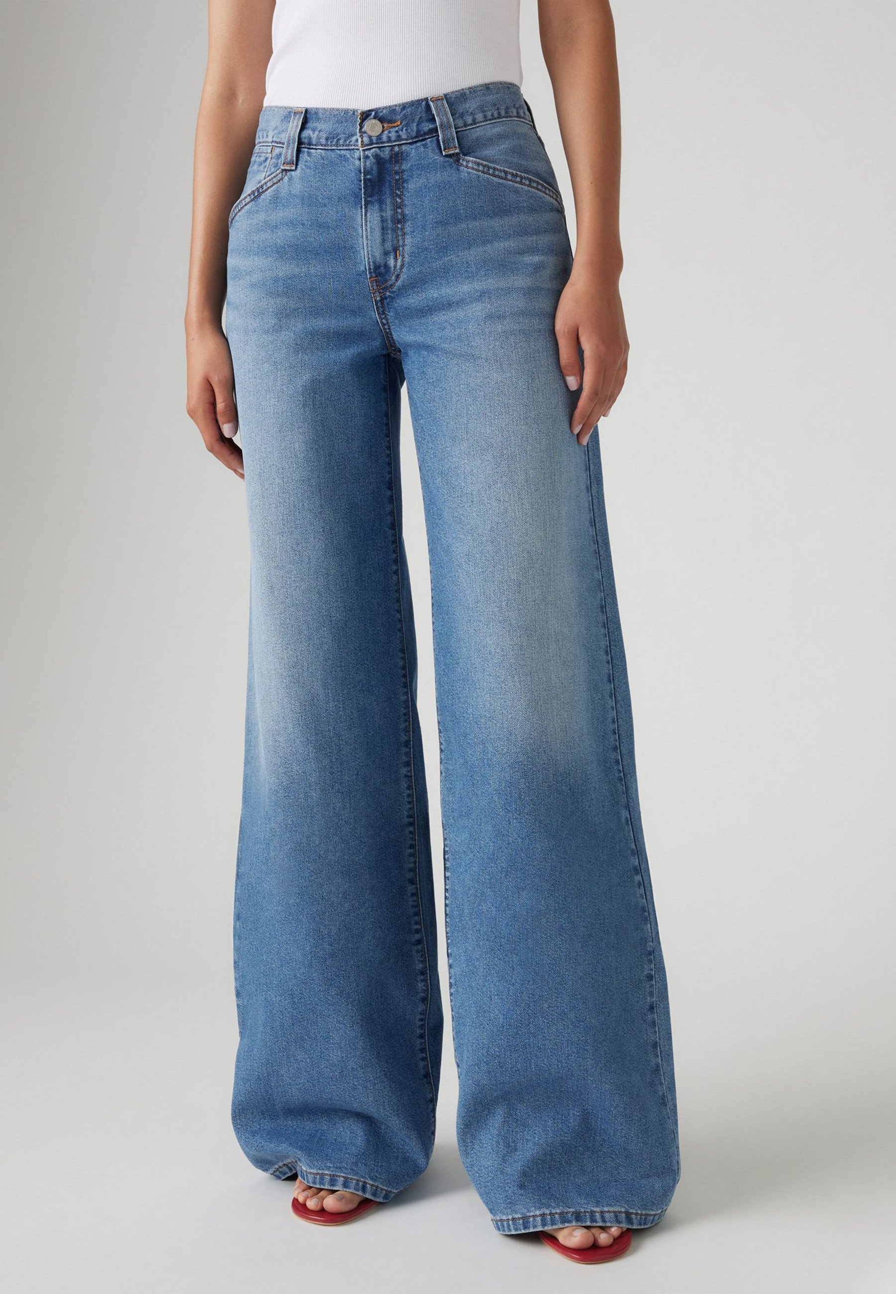 Levi's® Szerokie nogawki
