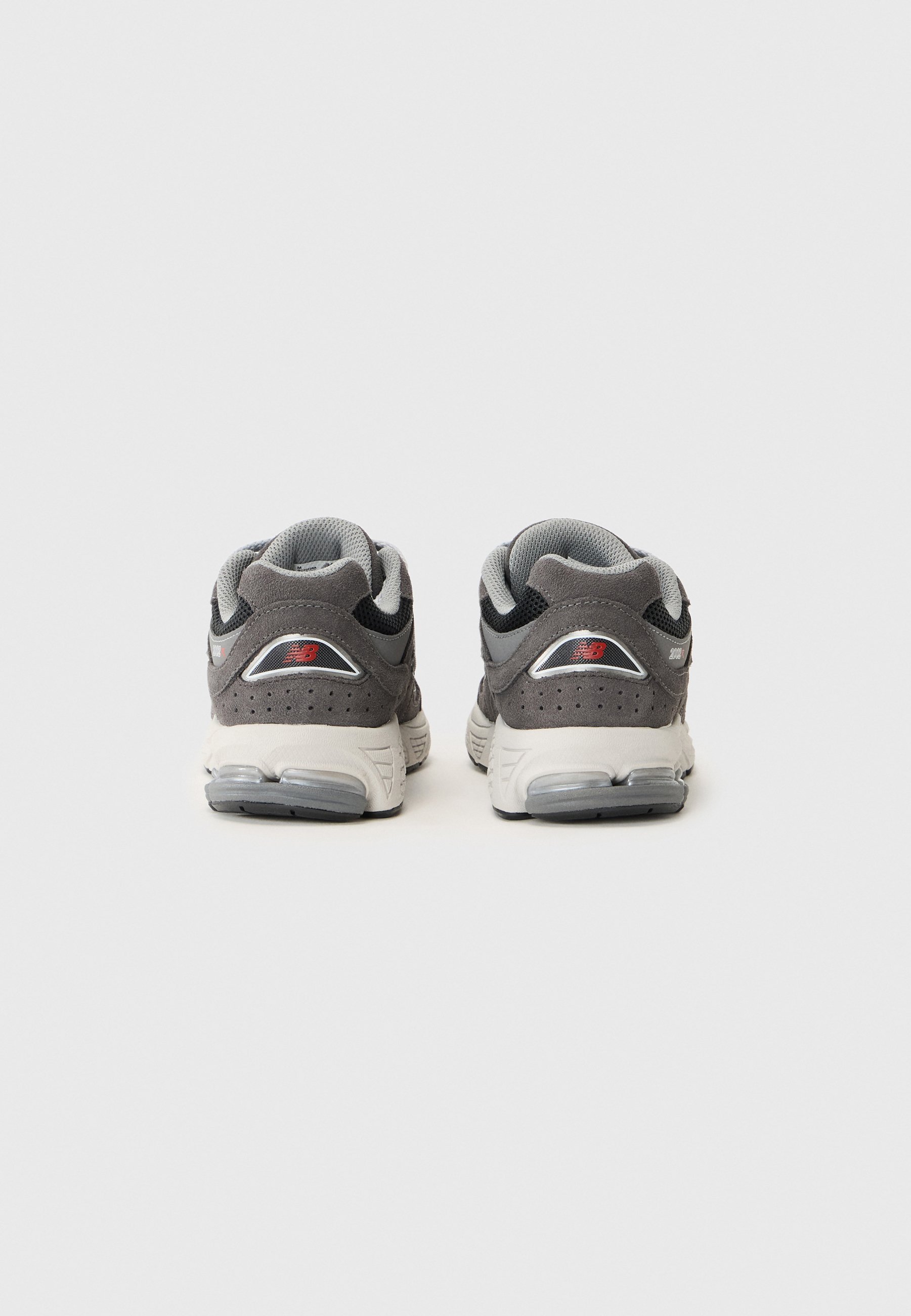 New Balance 2002 - Sneaker - Schwarz/Zement/Castlerock