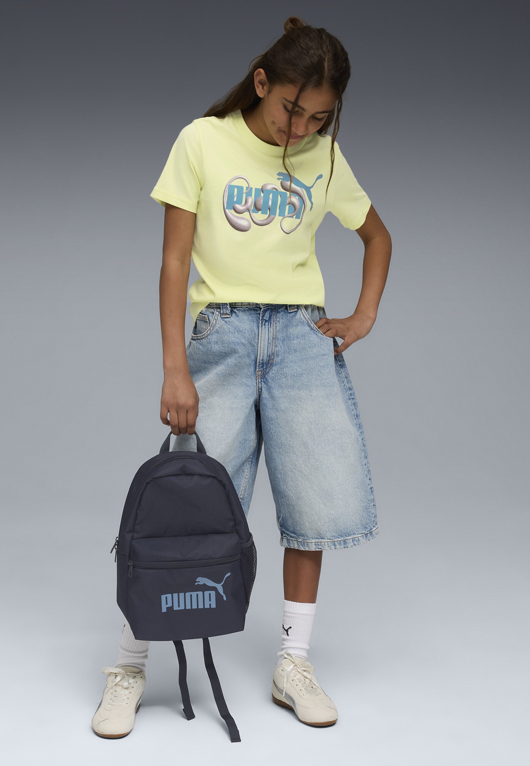 Puma GRAPHIC LOGO - T-shirt met print - gouden maan