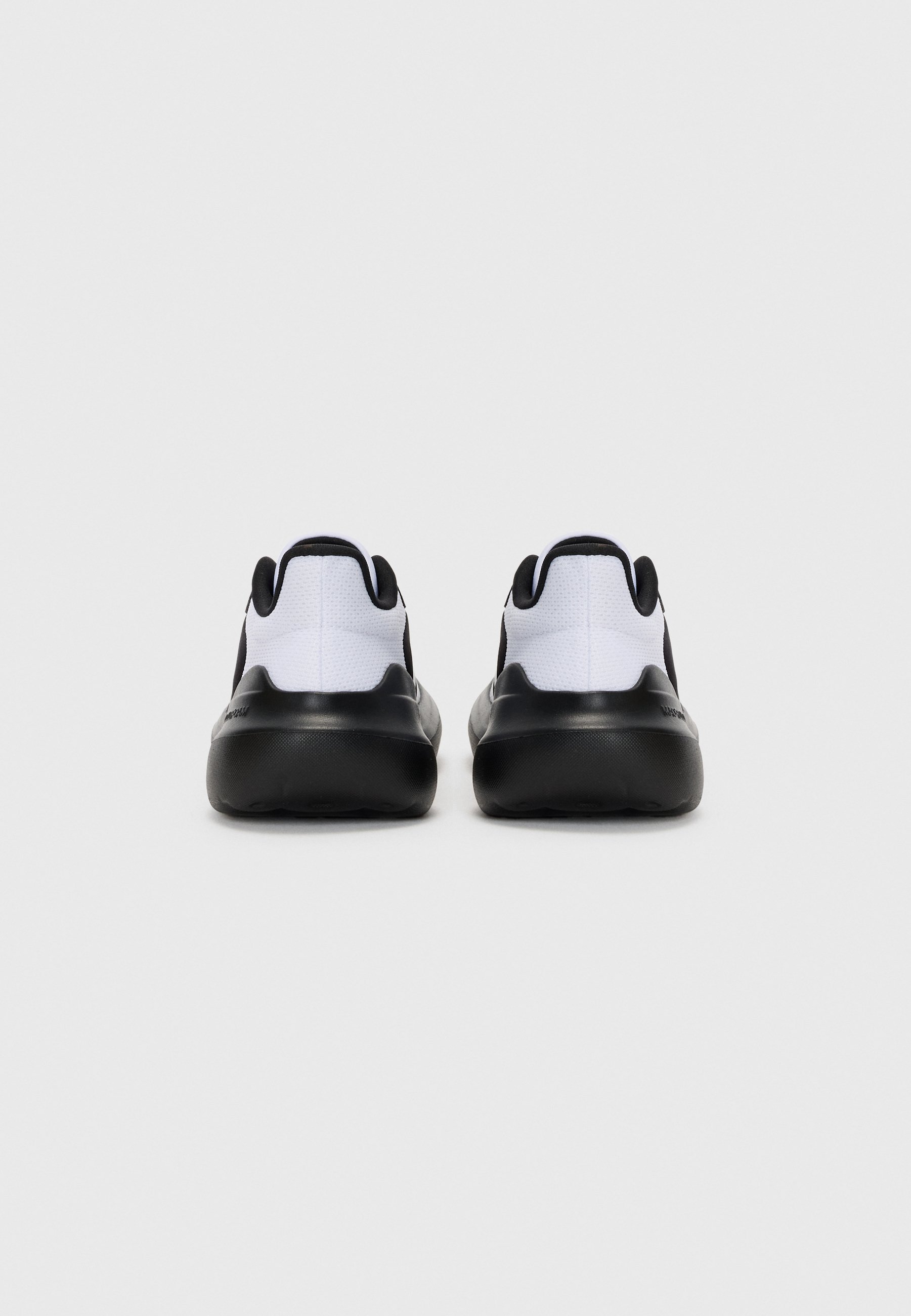 adidas Performance TENSAUR – Straßenlaufschuhe – Schwarz/Weiß