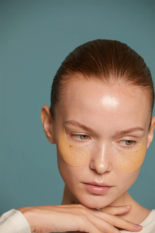 BOUTIJOUR Lotus Melight Eye Patch Hydrogelová očná maska proti vráskam a tmavým kruhom pod očami