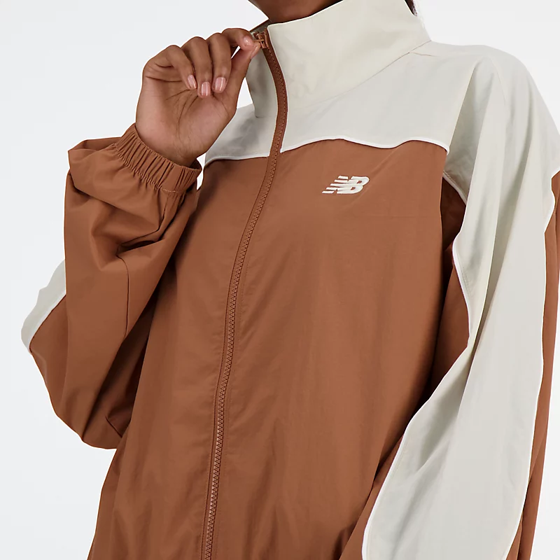 Kurtka tkana Femme Sportswear Greatest Hits - WALNUT