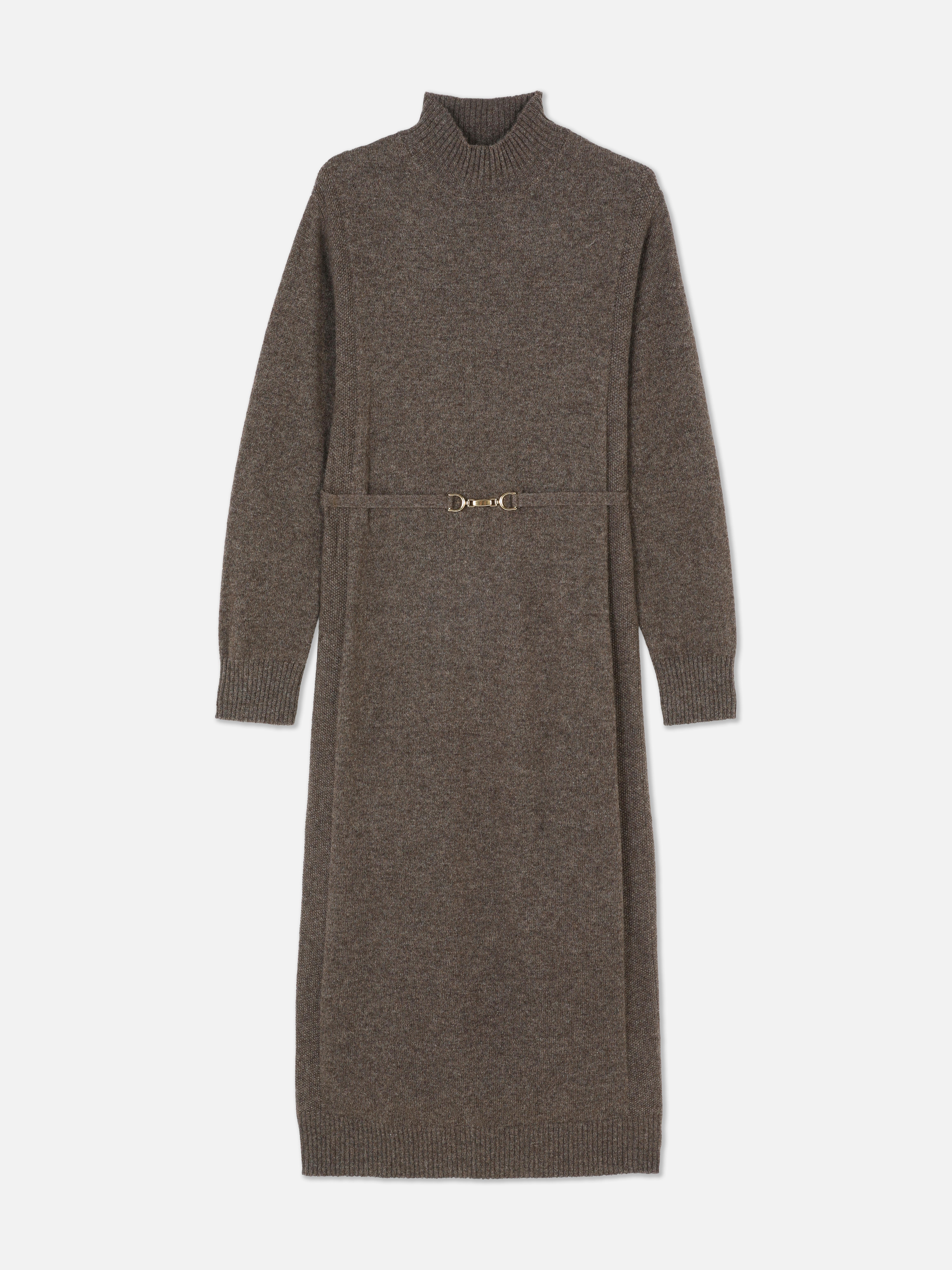 Robe midi ceinturée, principalement en laine. La sélection. Une robe principalement en laine, à col roulé, manches longues et ceinture.