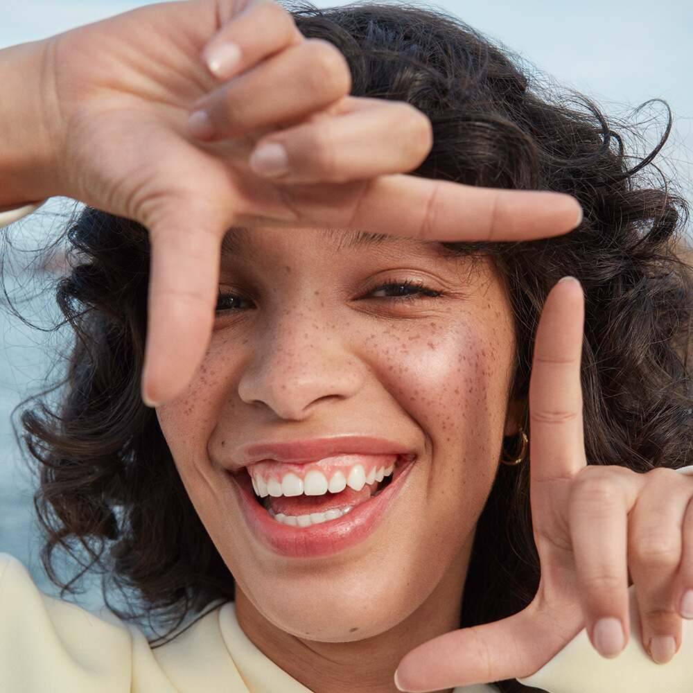 Full Radiance 10H Foundation