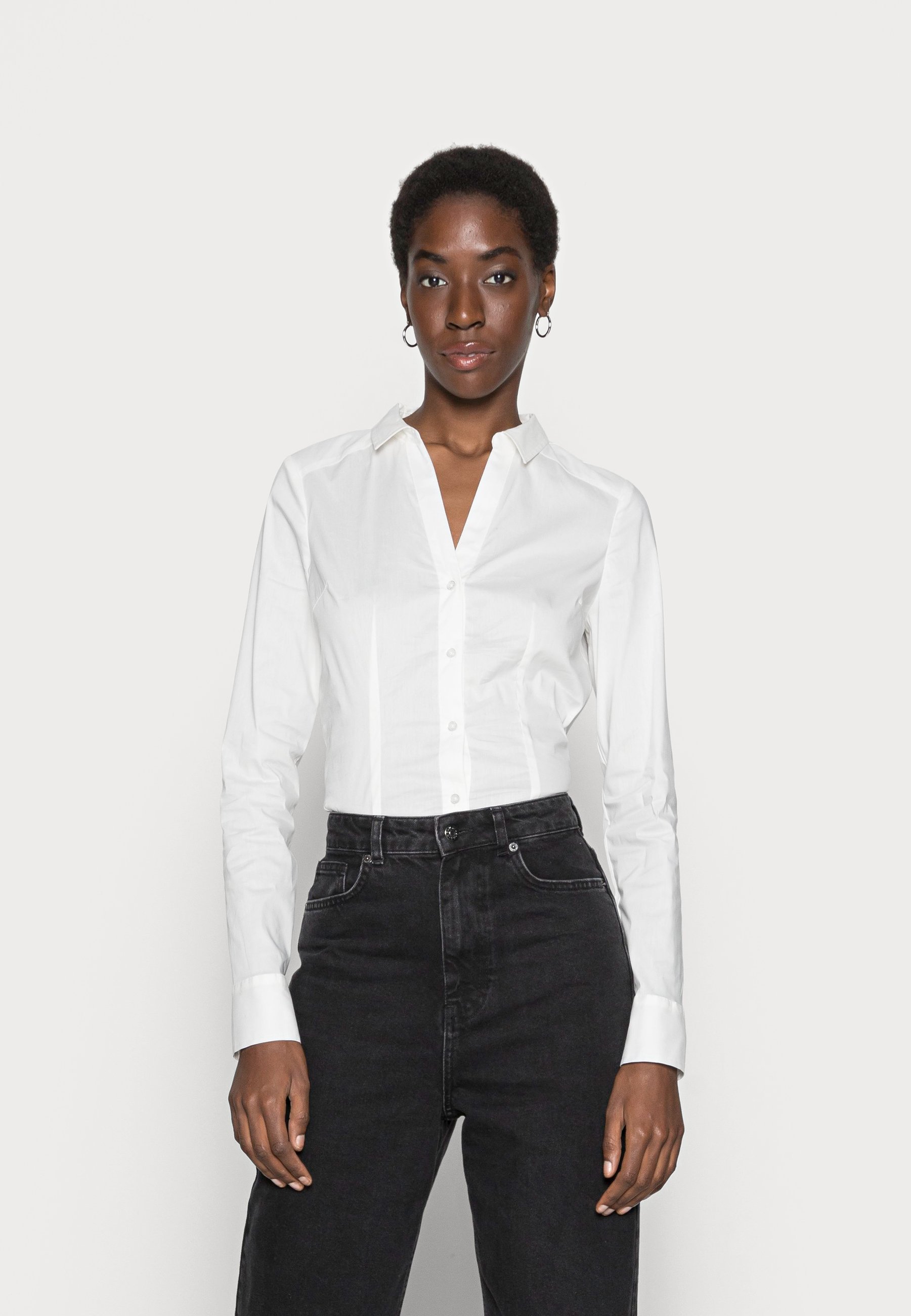 Vero Moda Tall VMLADY G STRING - Chemisier boutonné - Blanc neige