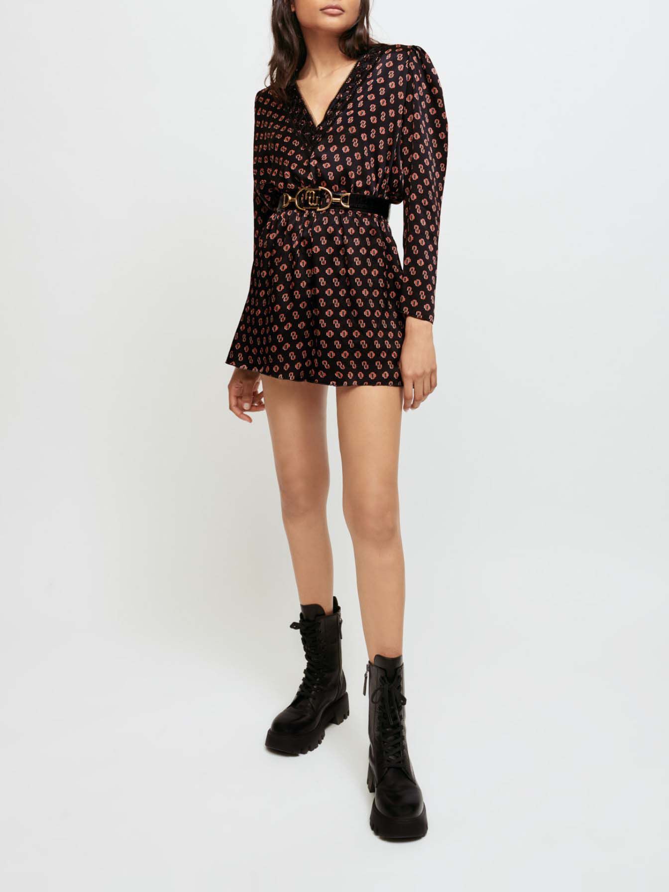 Korte zijden jumpsuit met print Maje-Monogramme M Noir petit