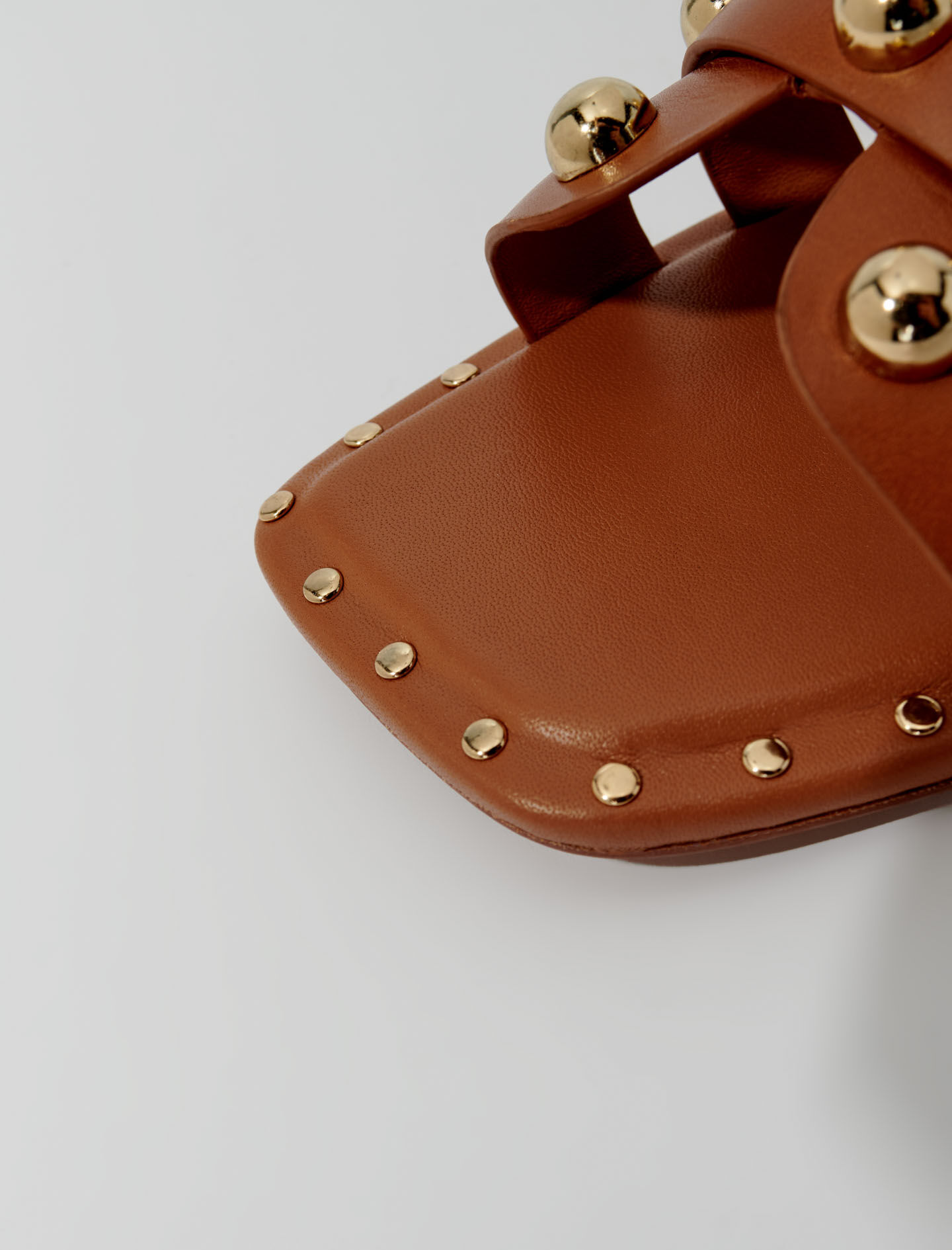 Leren muiltjes met studs - Camel