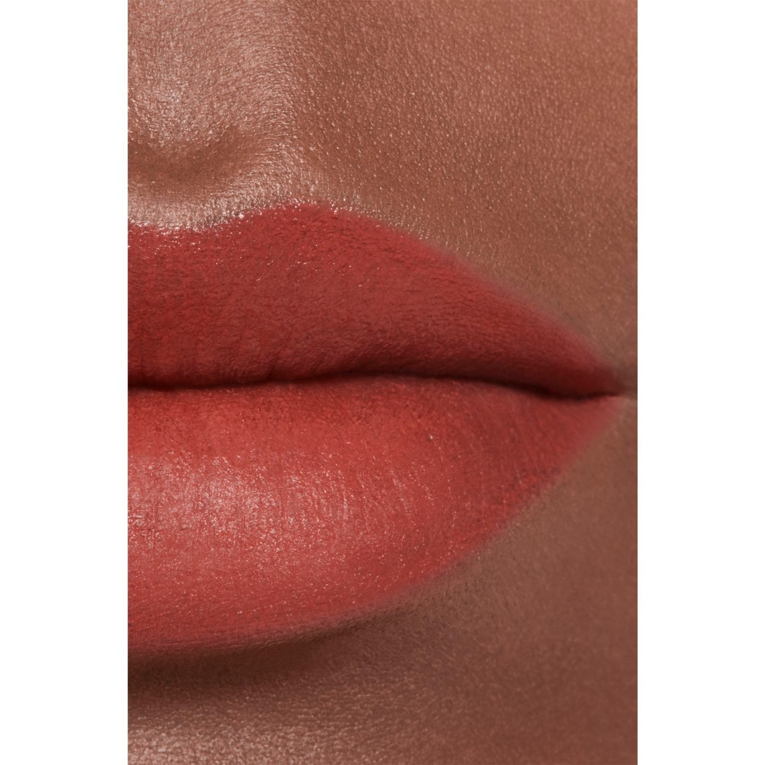 CHANEL RÚG ALLURE VELVET ajakrúzs - 3,5 g