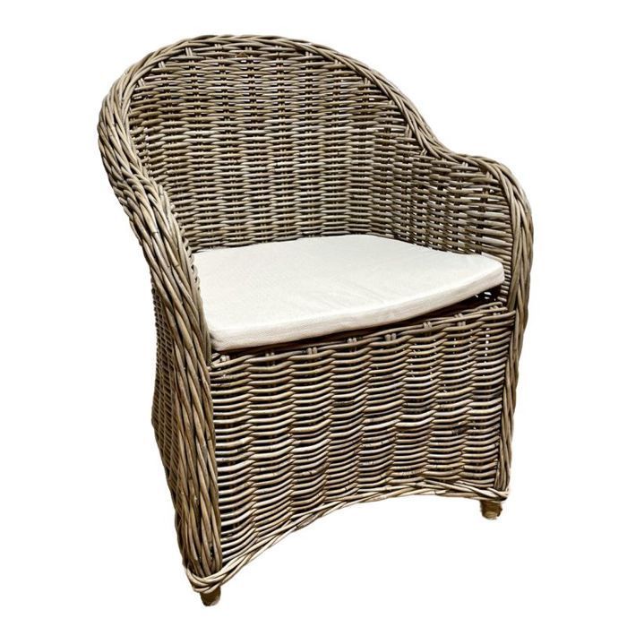 Lot de 2 fauteuils en kubu naturel tressé avec coussin blanc – MAEVA 2 Meubletmoi