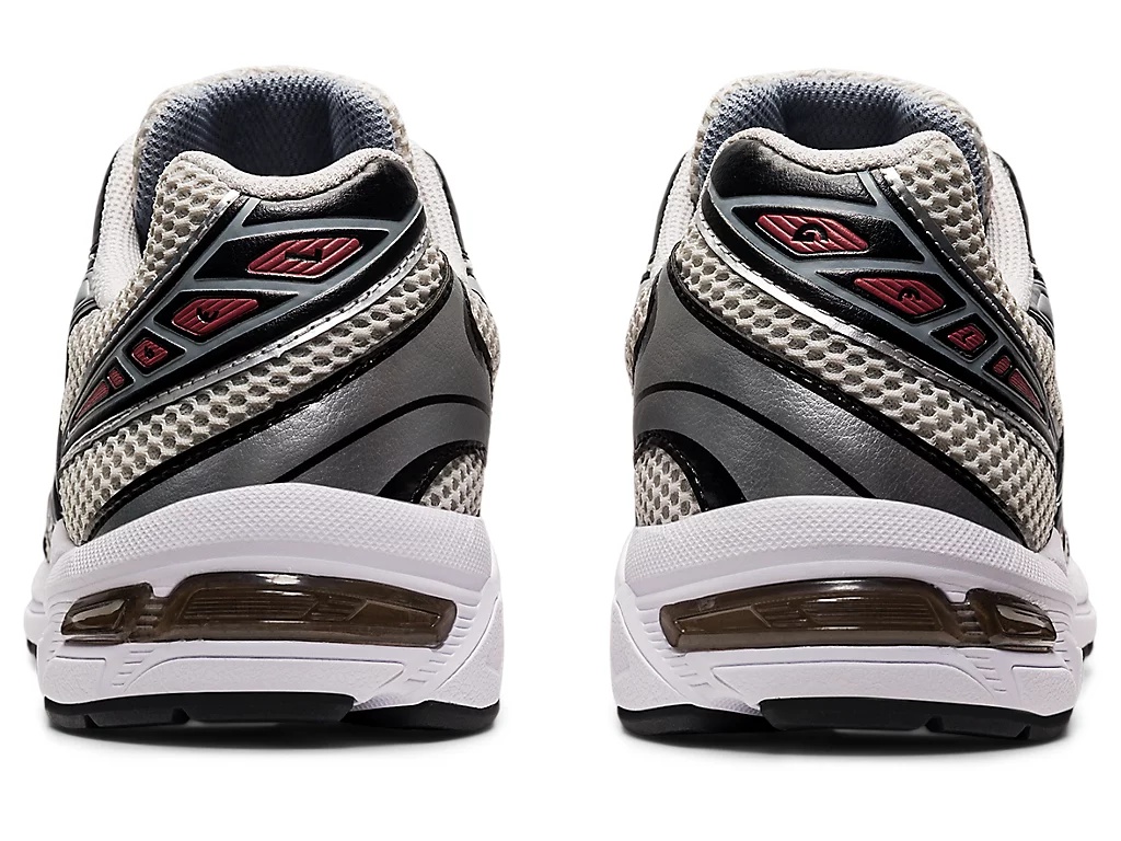 GEL-1130 - Smoke Grey/Pure Silver