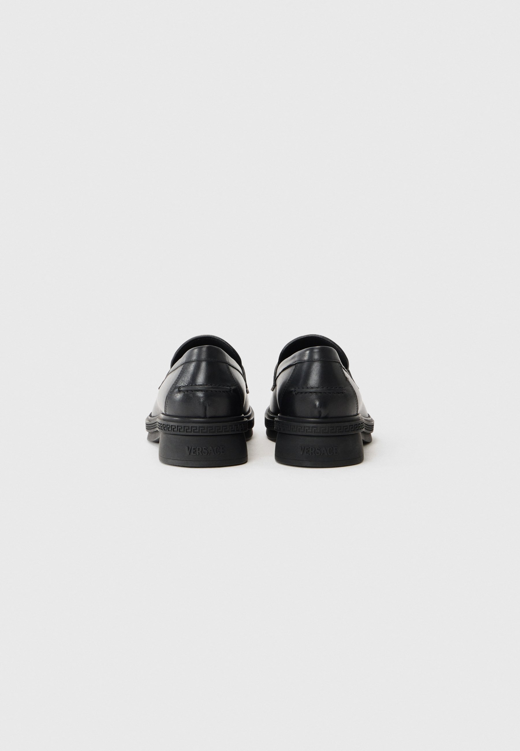 Versace sussid - mustad/kuldsed