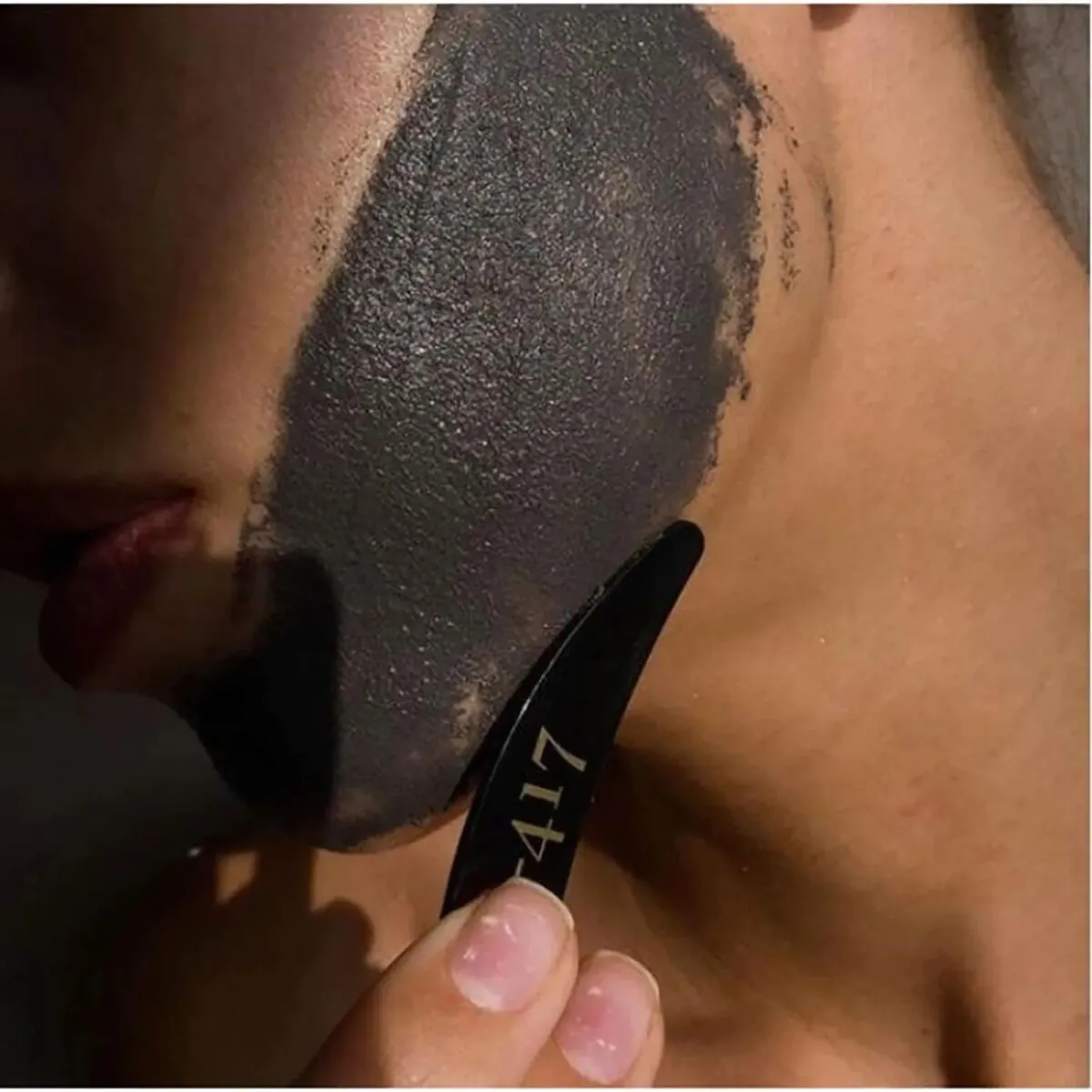 Minus 417 Radiant See Instant Miracle Recovery Mud Mask