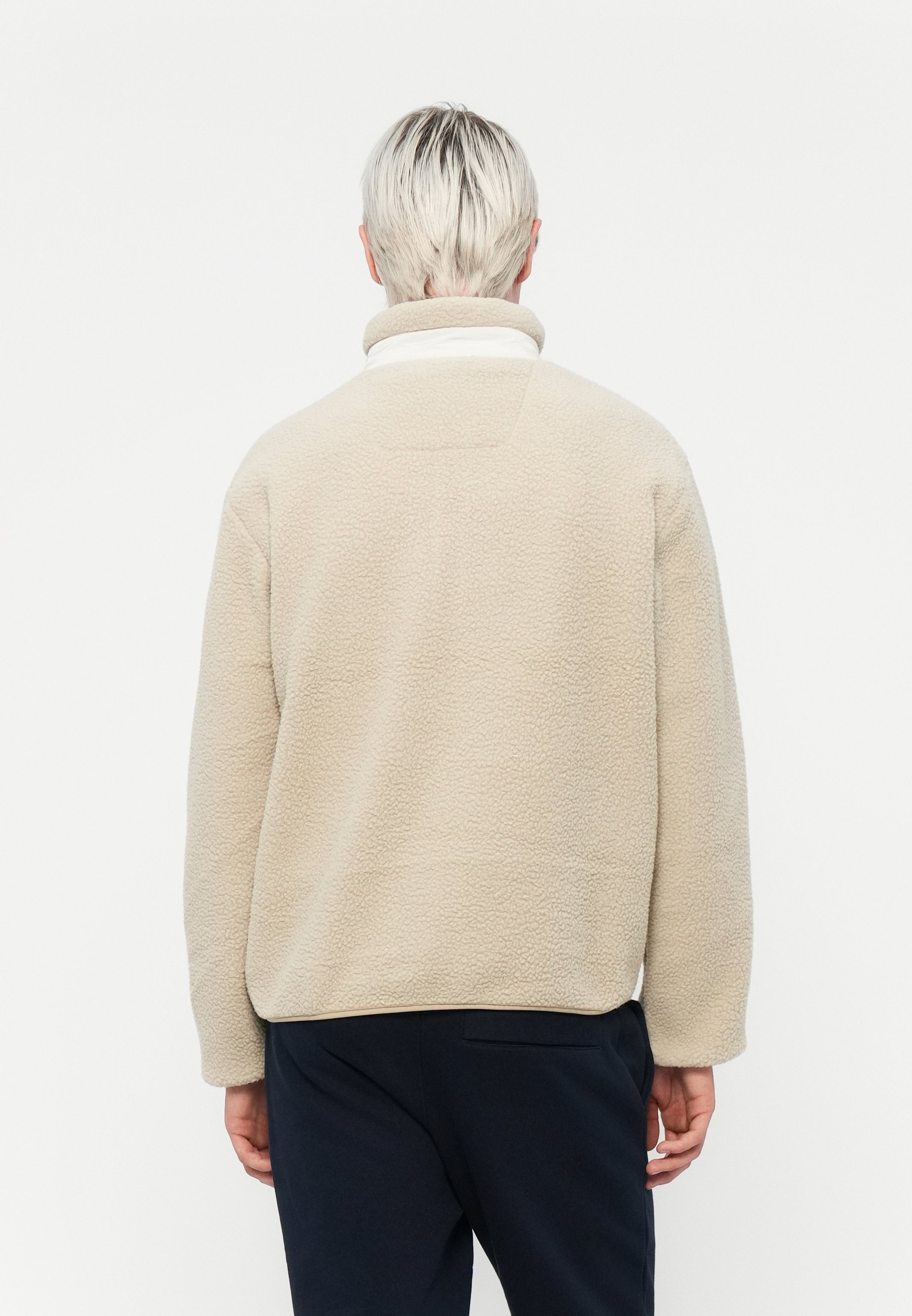Weekend Offender fleecejassen en pullovers
