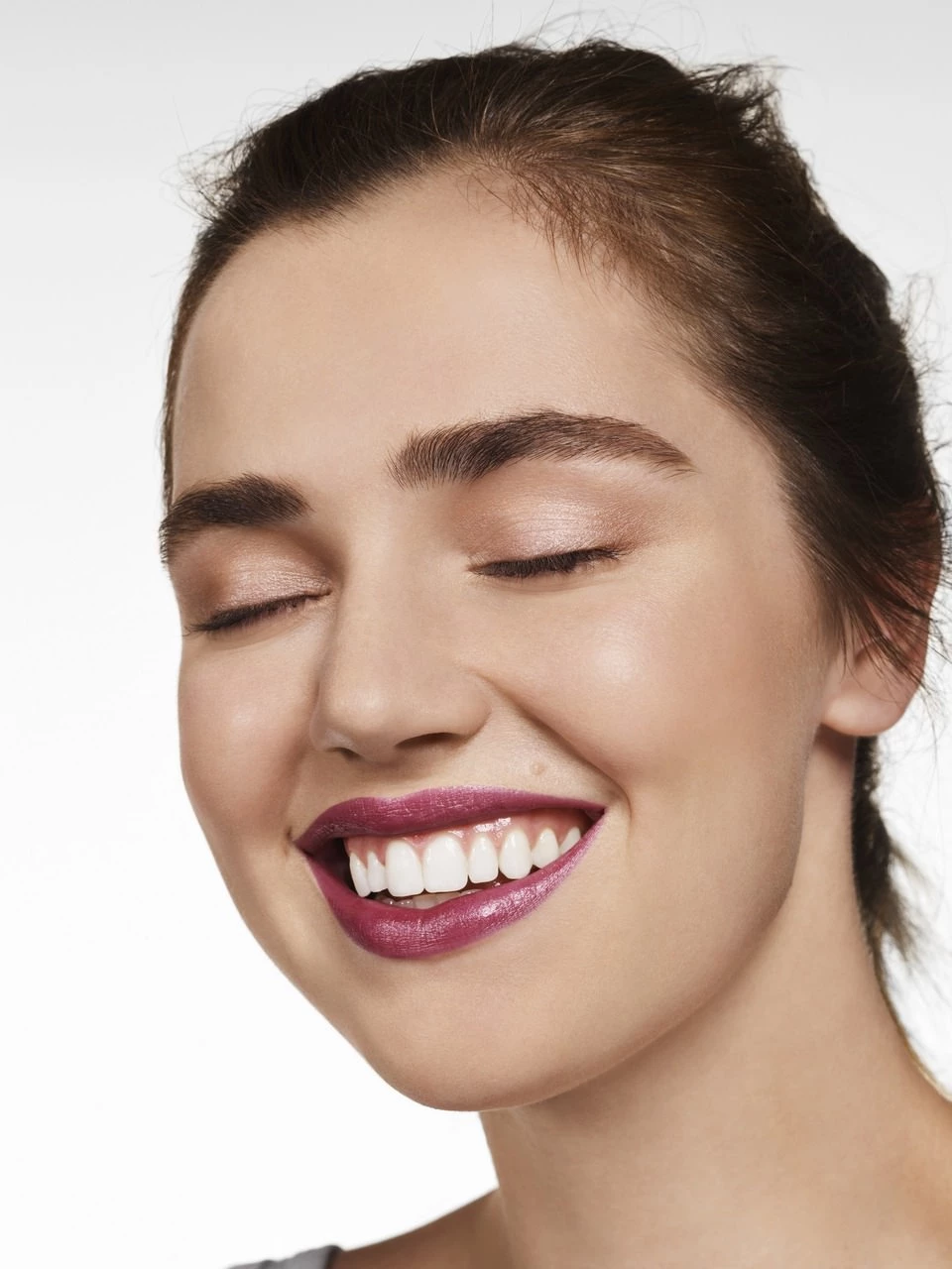 Dramatically Different rúzs 44 Raspberry Glace - Clinique