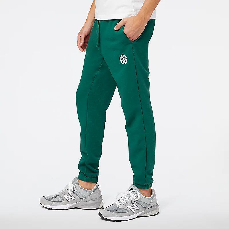 NB Hoops Essentials Herren-Hose – TEAM FOREST GREEN