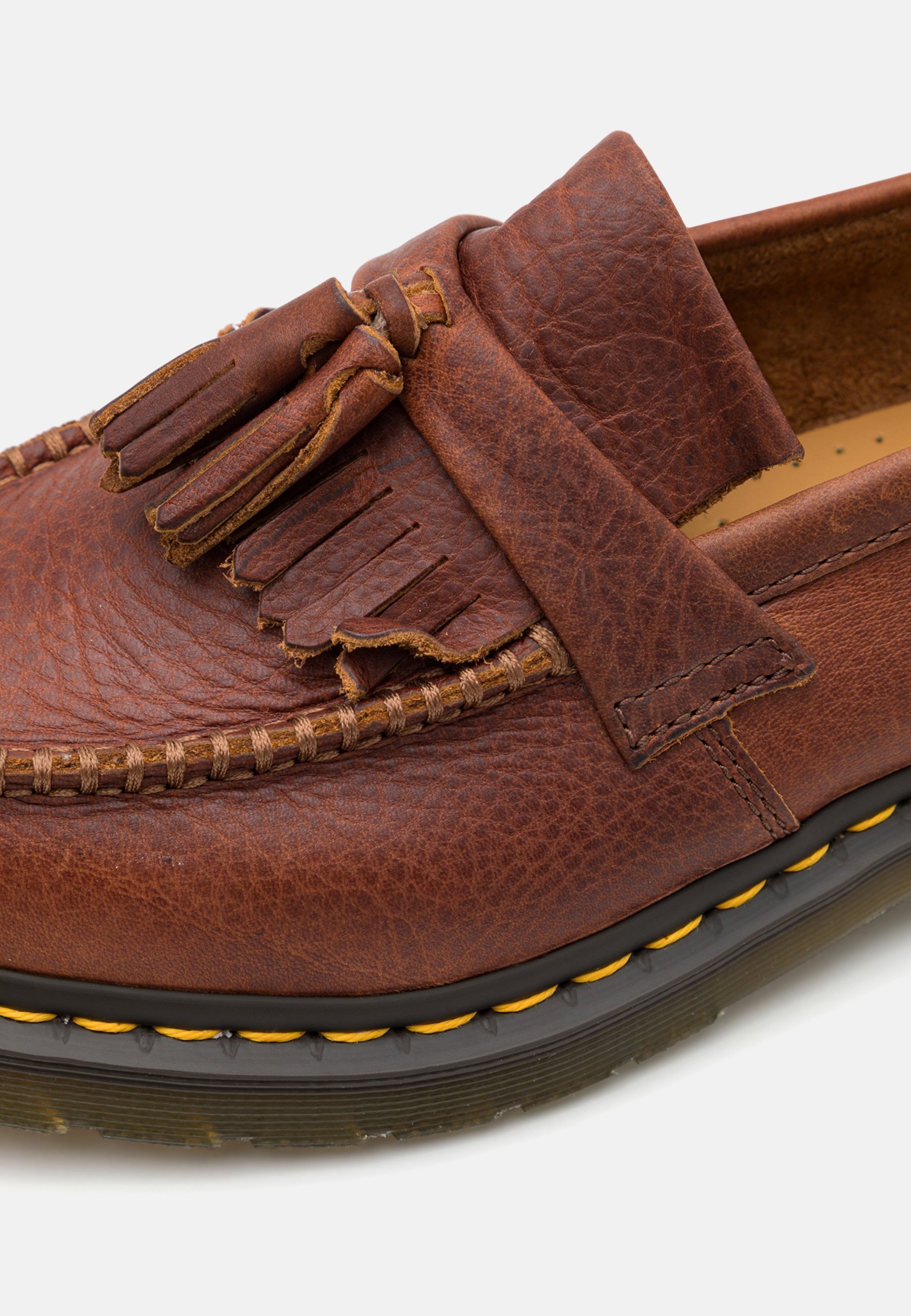 Dr. Martens ADRIAN UNISEX - Instappers - cashewnoten