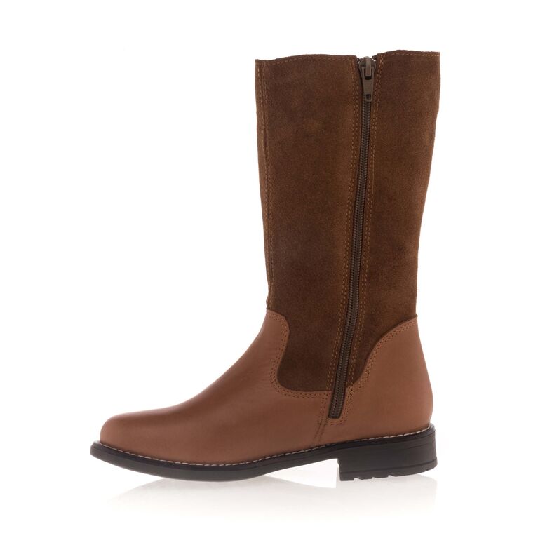 Botas marrones para niña