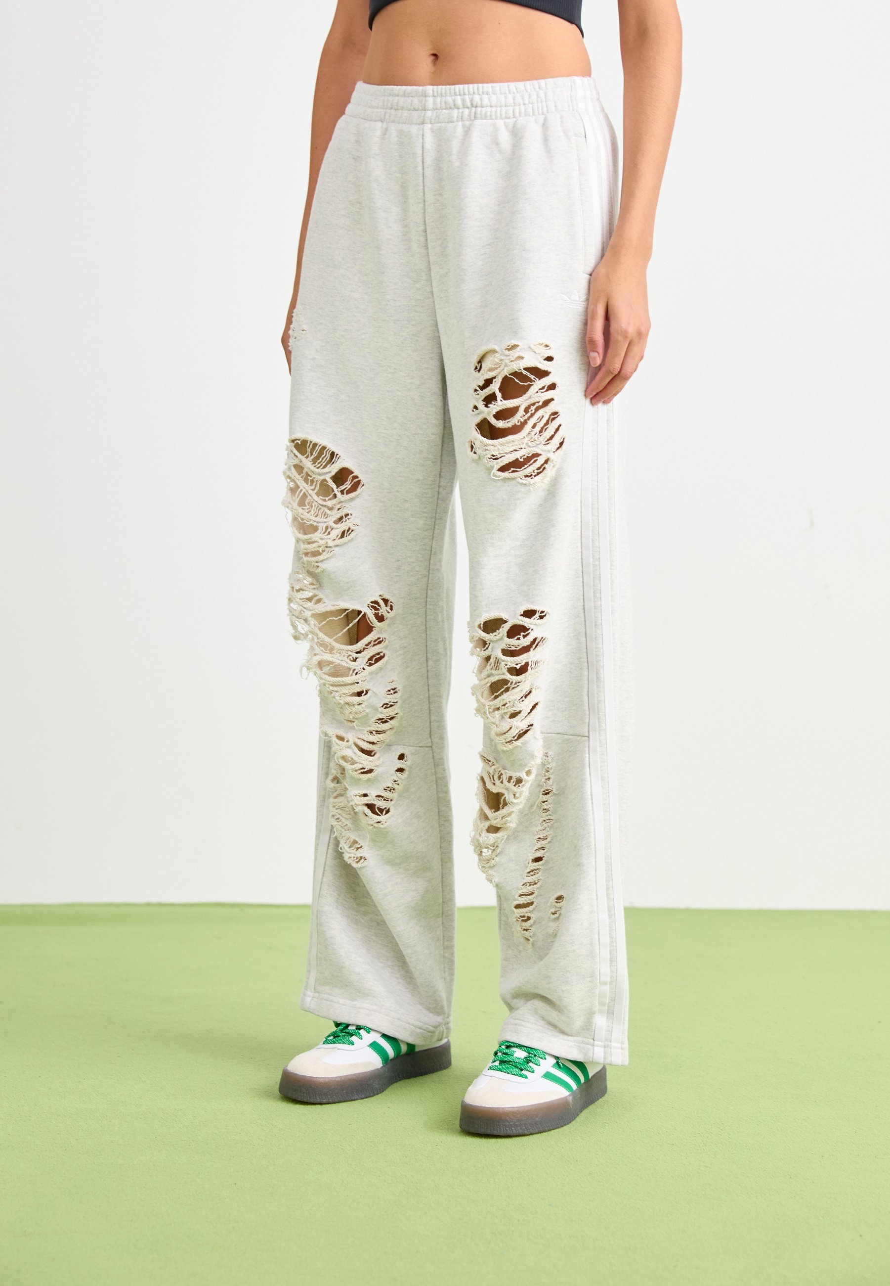 Pantaloni da jogging Adidas Originals - grigio chiaro mélange