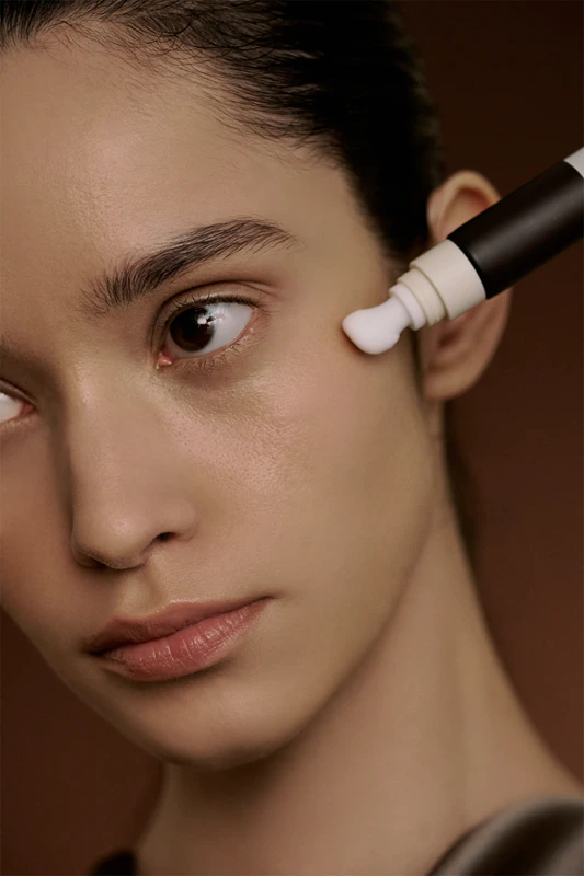 SKIN1004 Madagascar Centella Probio-Cica Bakuchiol Oogcrème: anti-rimpel oogcrème met kalmerend effect.