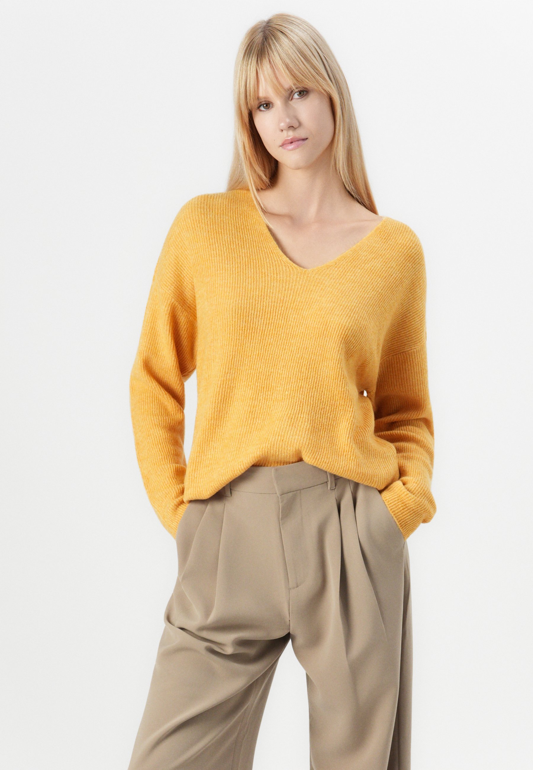 Vero Moda VMCREWLEFILE VNECK - Pullover - goldene Gewürz