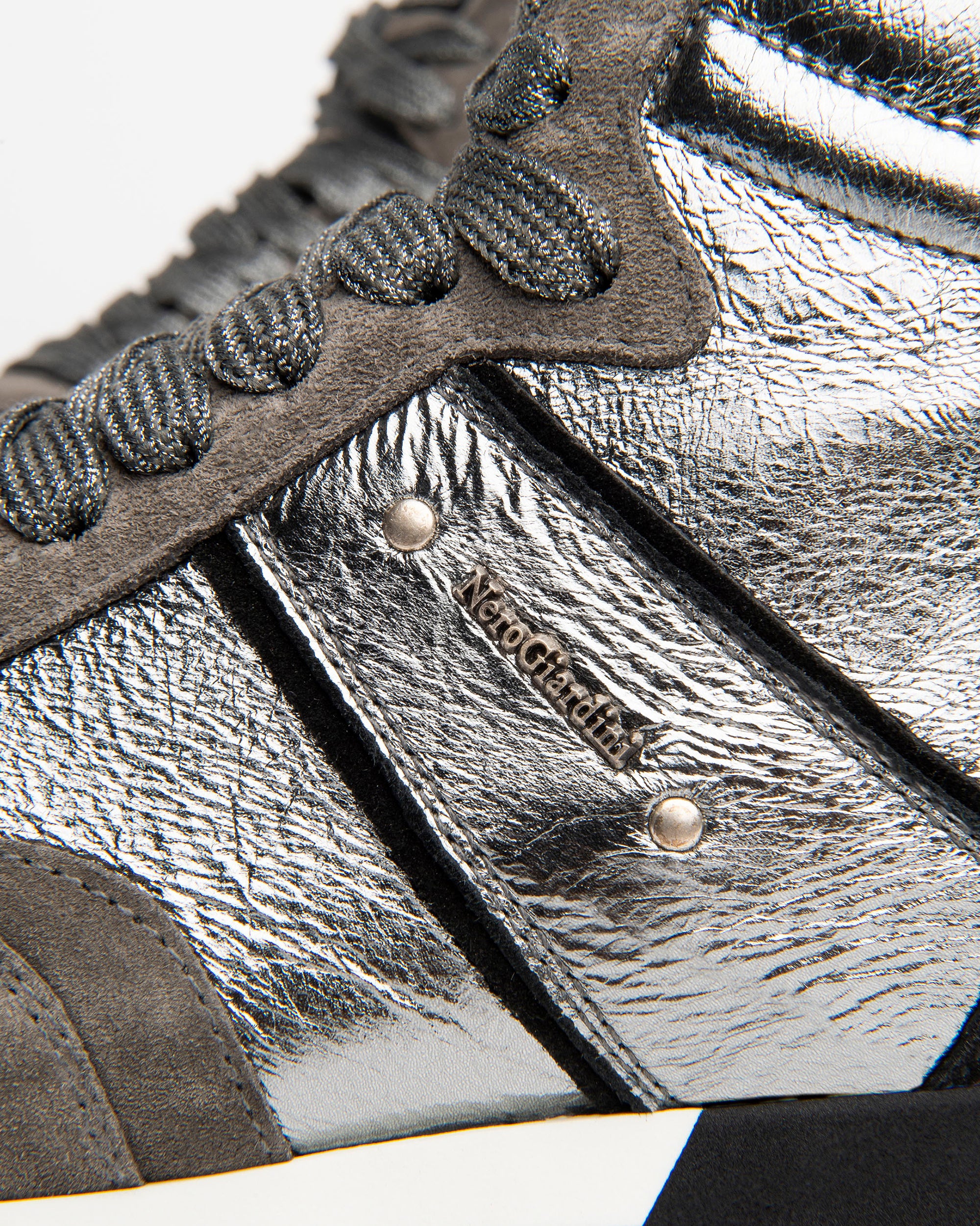  Damen-Sneaker mit hohem Schaft aus Leder und Wildleder