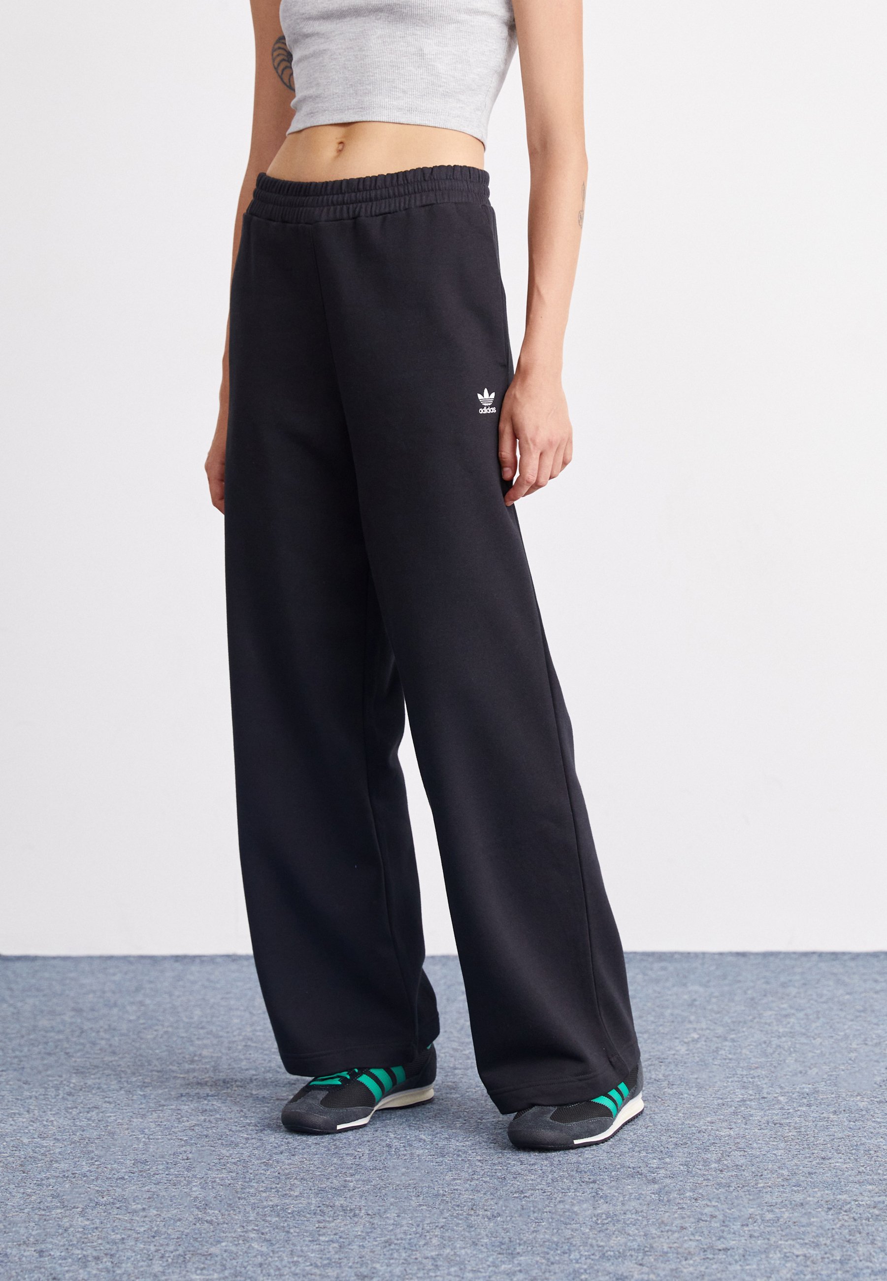 Teplákové kalhoty adidas Originals